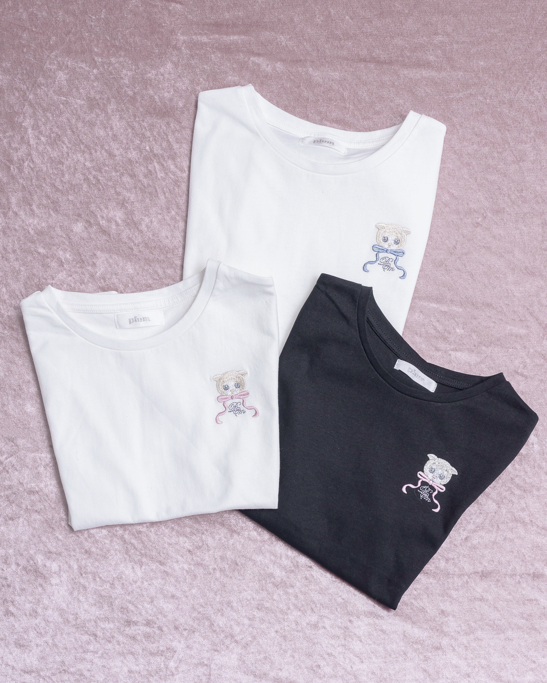 pium sweet kitten Tシャツ