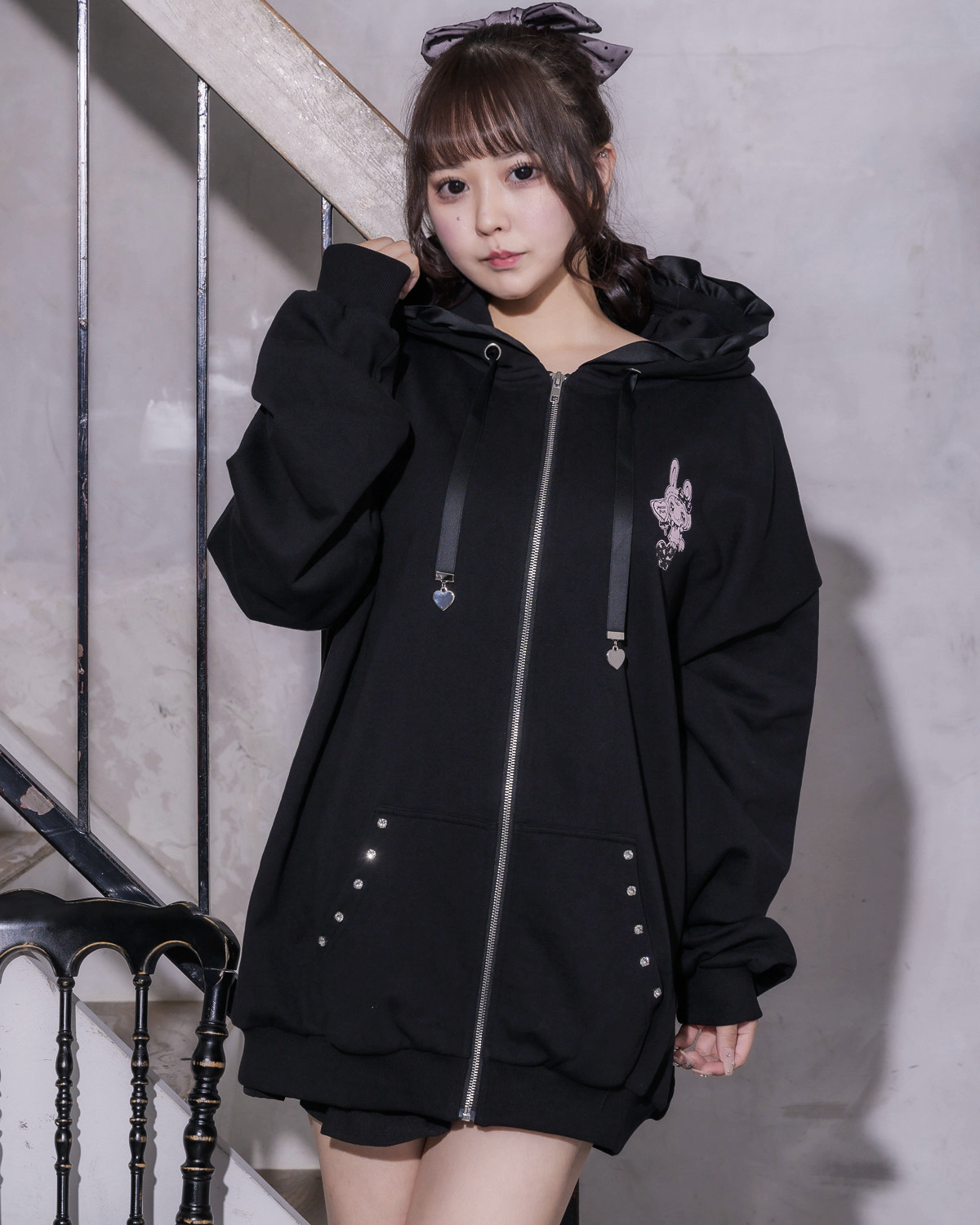 モデル身長:157cm/着用カラー:ブラック