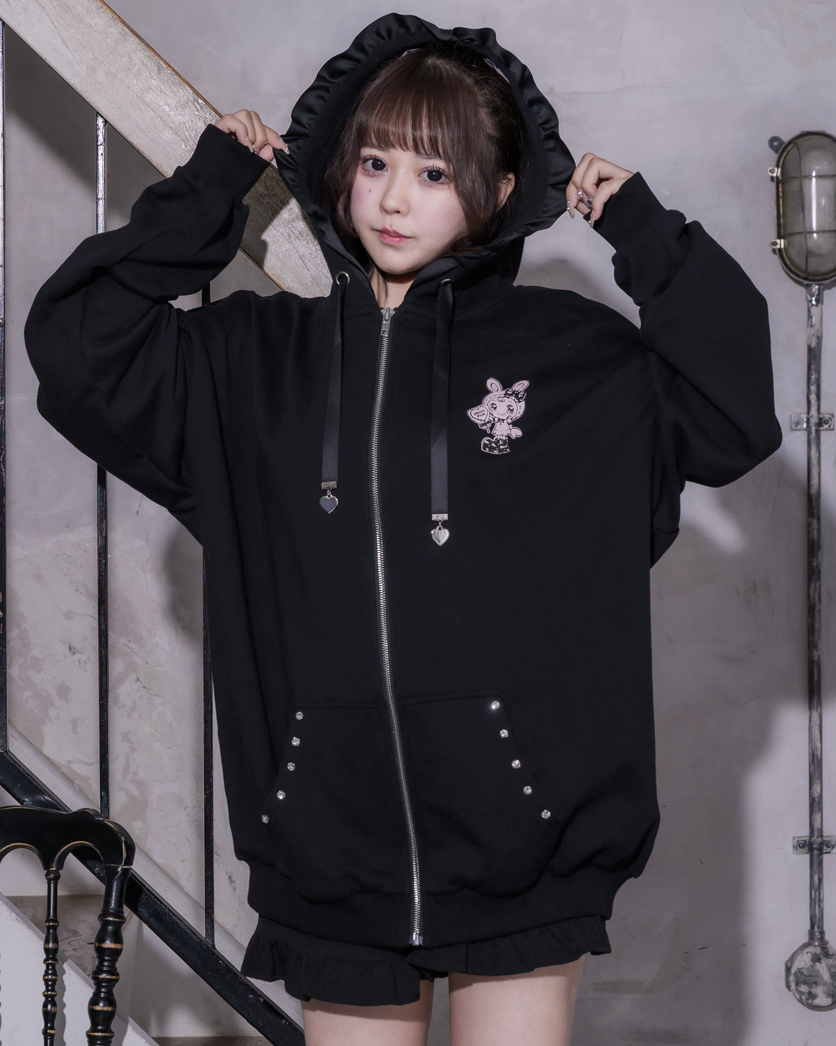 モデル身長:157cm/着用カラー:ブラック