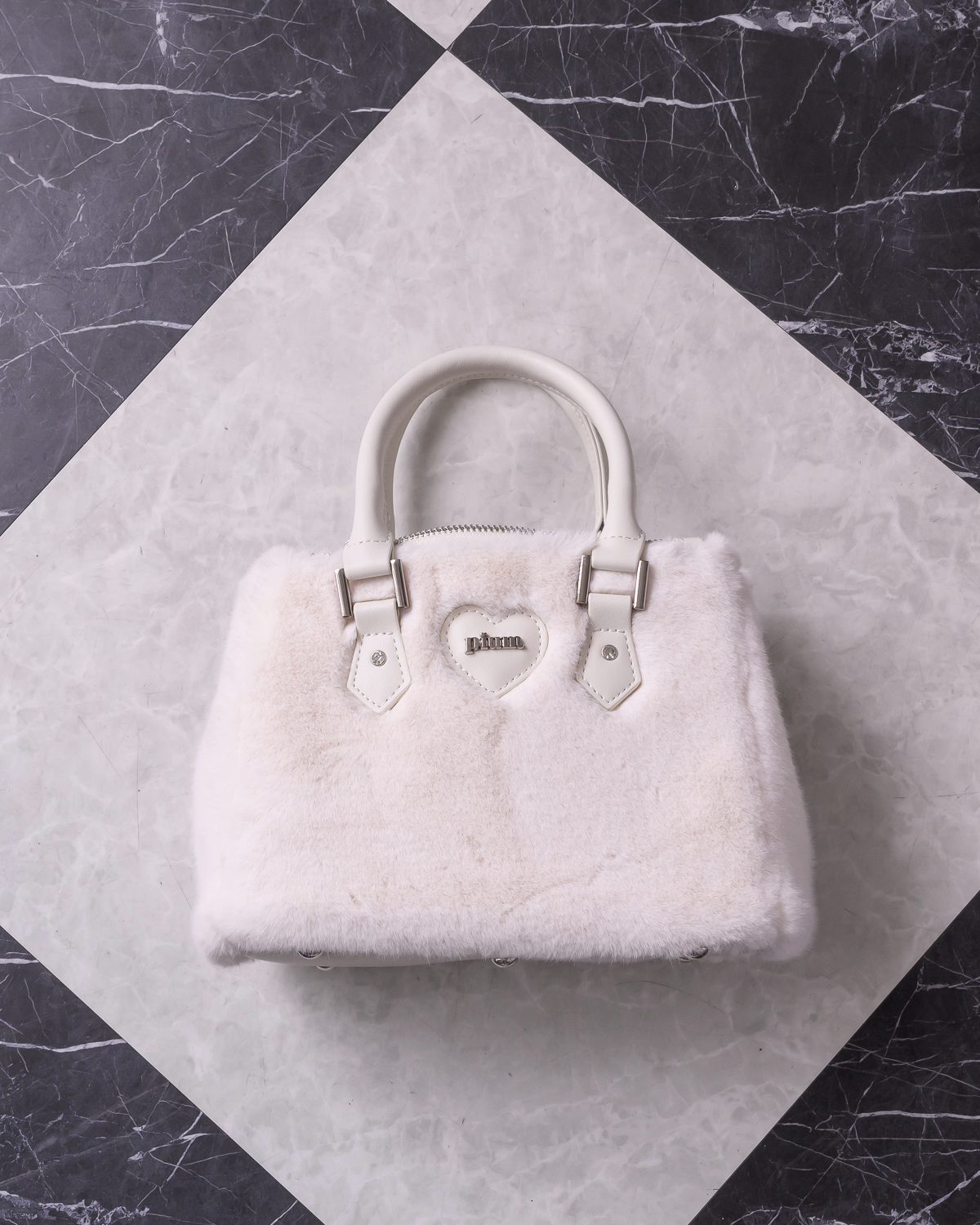 カラー:ホワイト