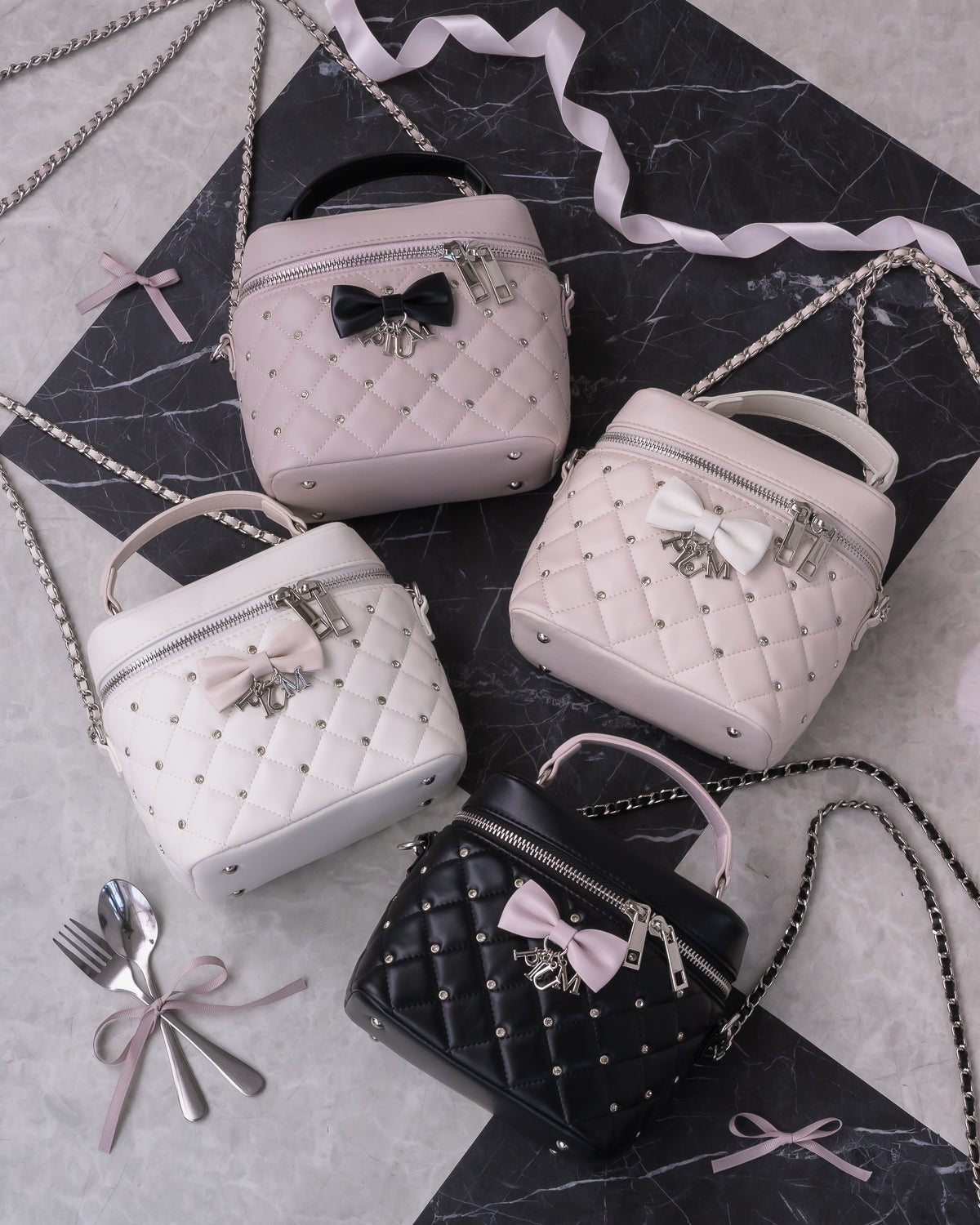 バイカラーリボンロゴチャームバニティ