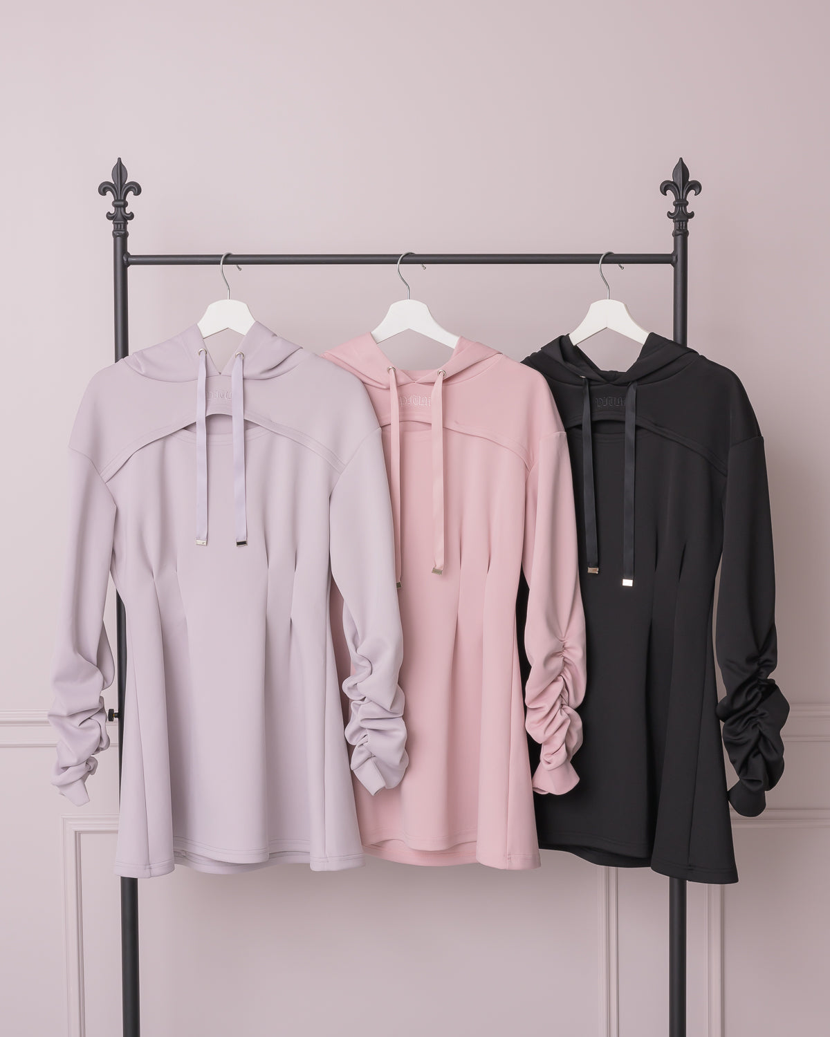 カットアウトボンディングパーカーワンピ