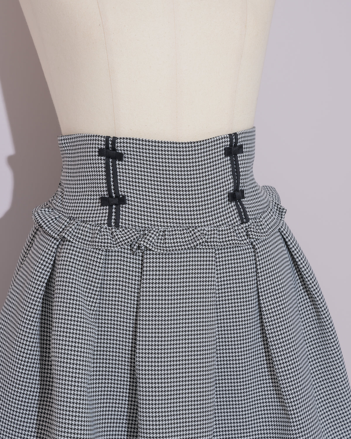 タックフレアドーリーミニスカート