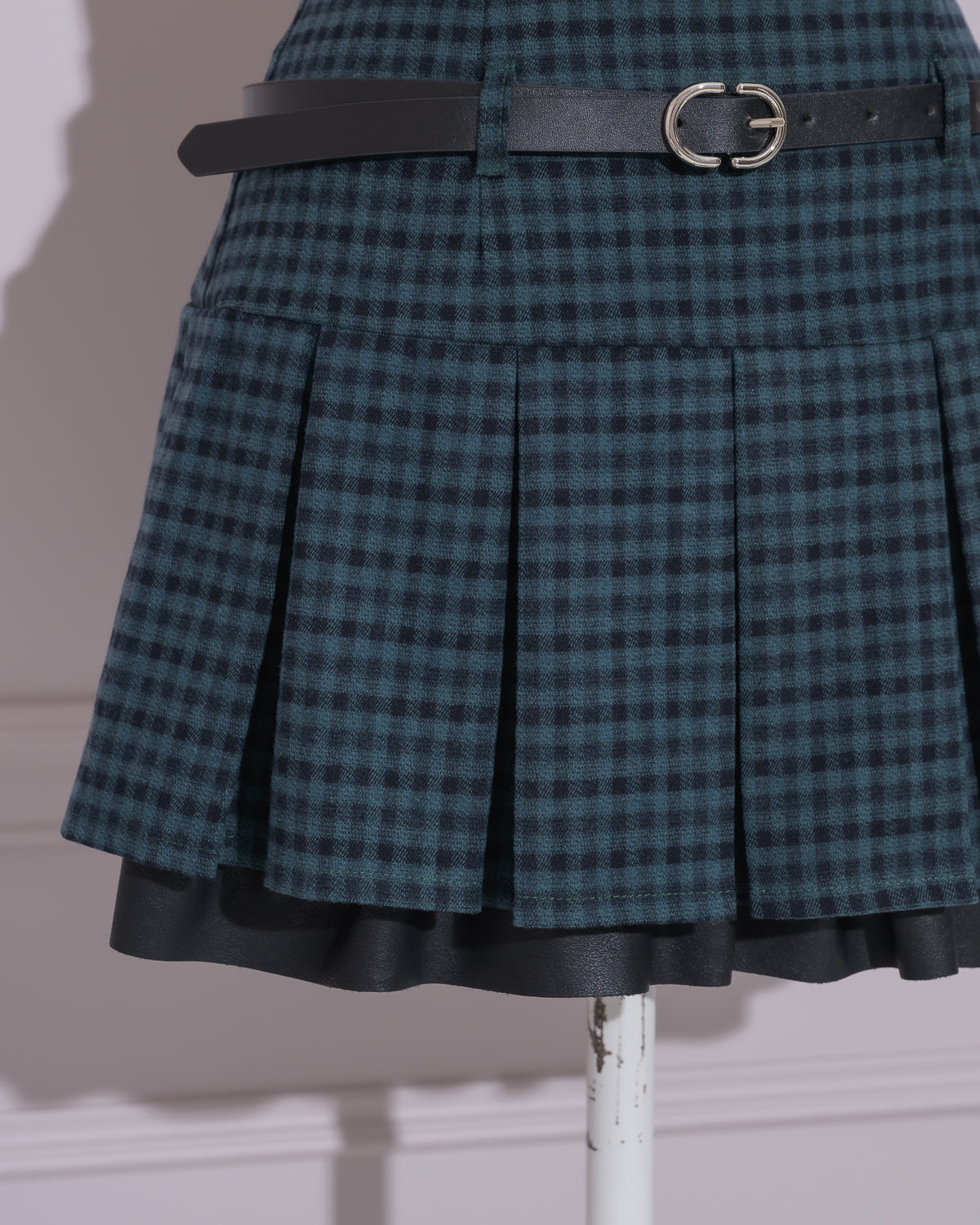 ダブルベルトプリーツミニスカート