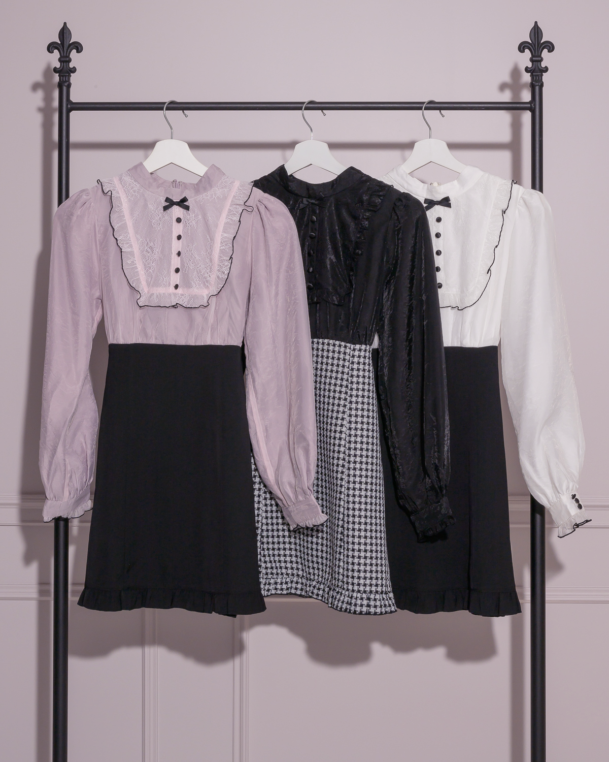 スクエアフリルドッキングワンピース