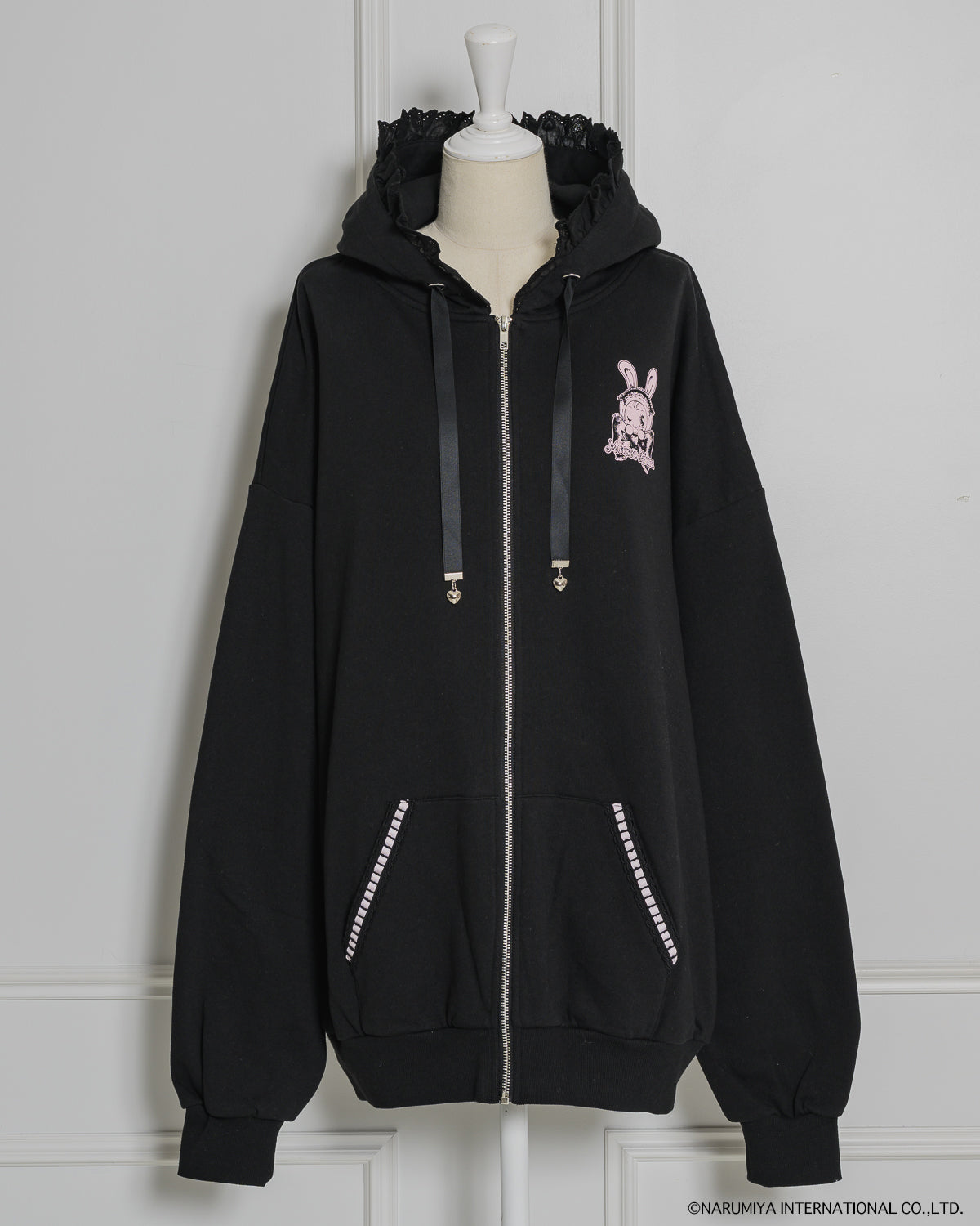 カラー：ブラック×ピンク