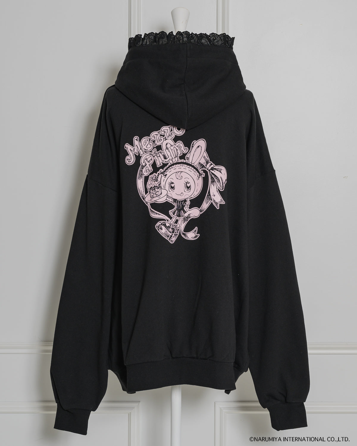 カラー：ブラック×ピンク