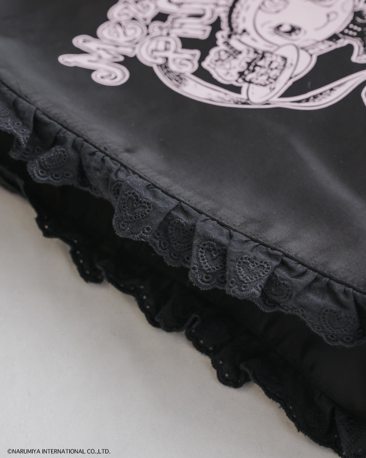 カラー：ブラック