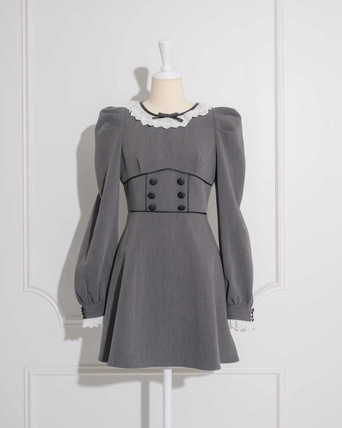 カラー:チャコール