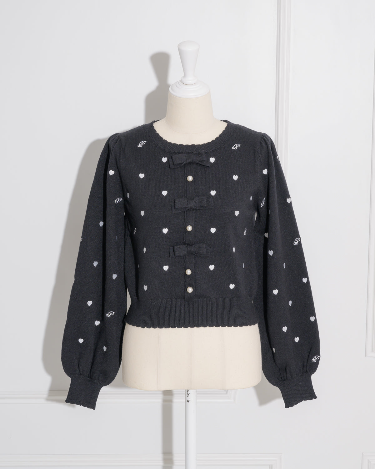 カラー:ブラック×ホワイト