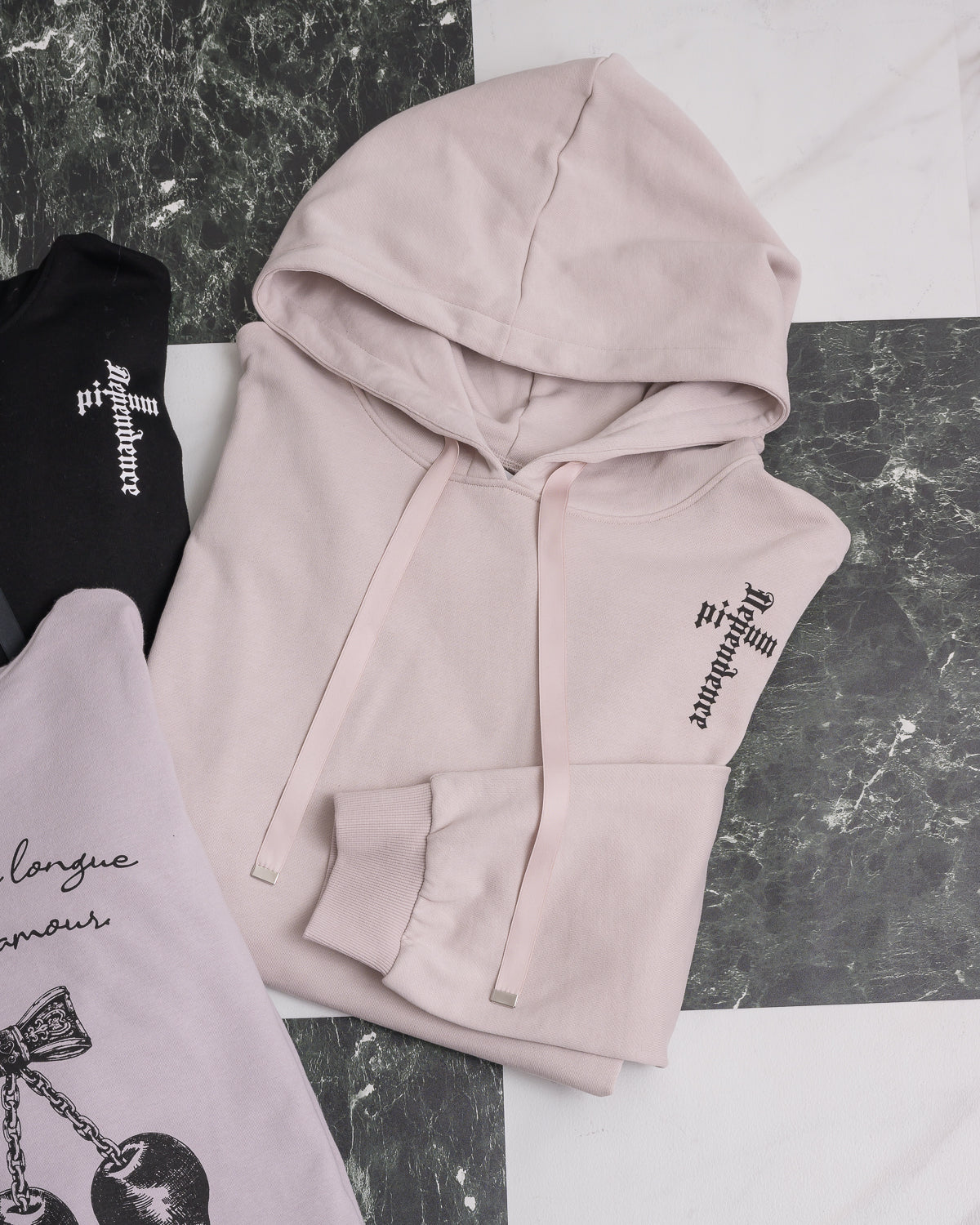 DependenceCherryフードパーカー