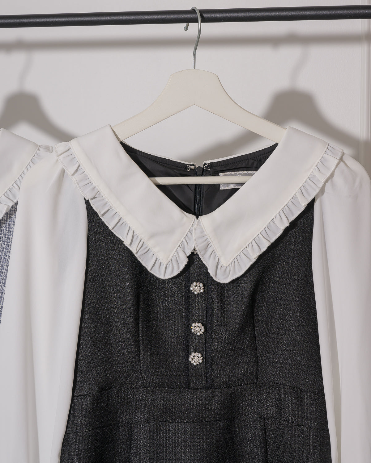 フリルカラーツイードミニワンピース