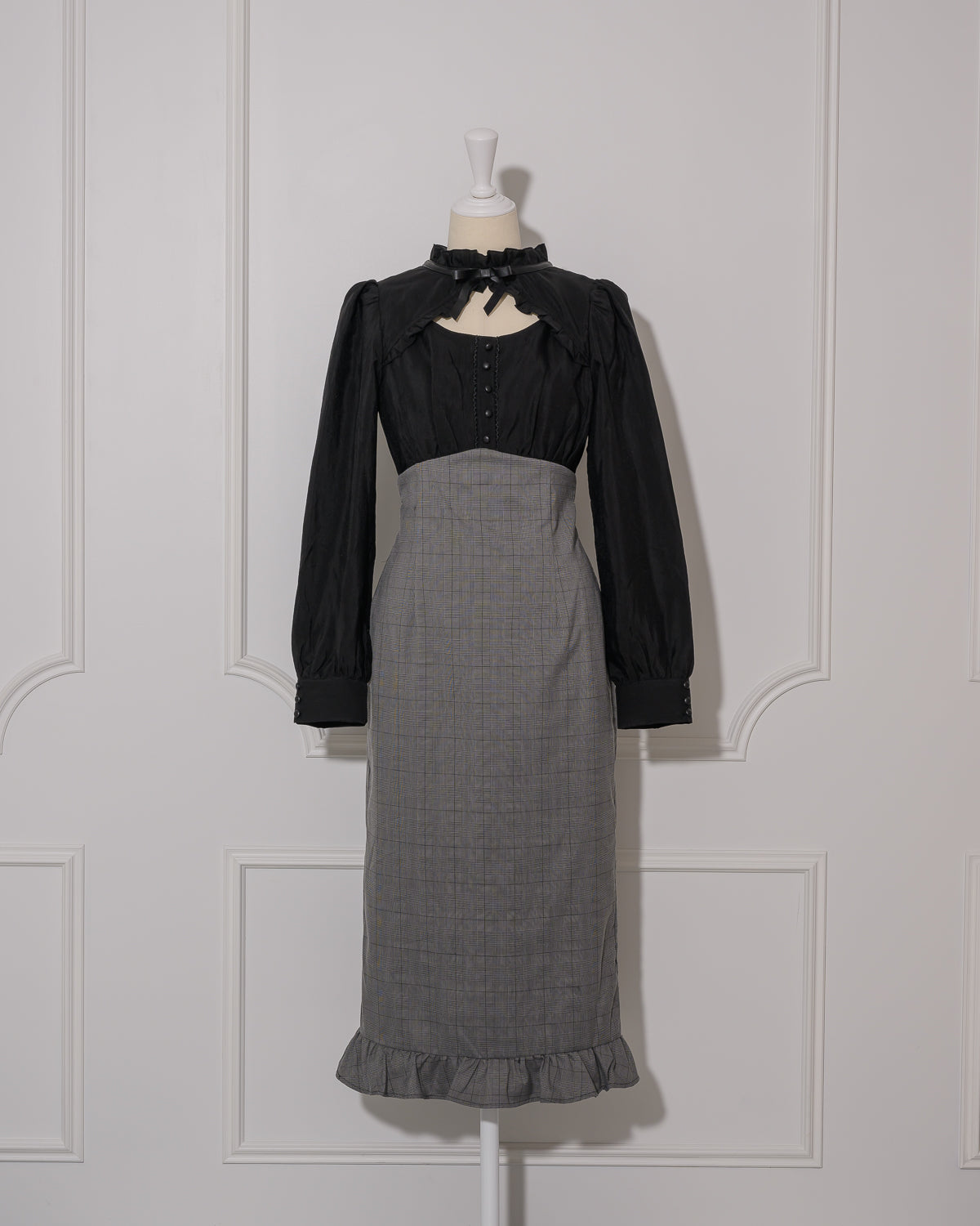 カラー:ブラック