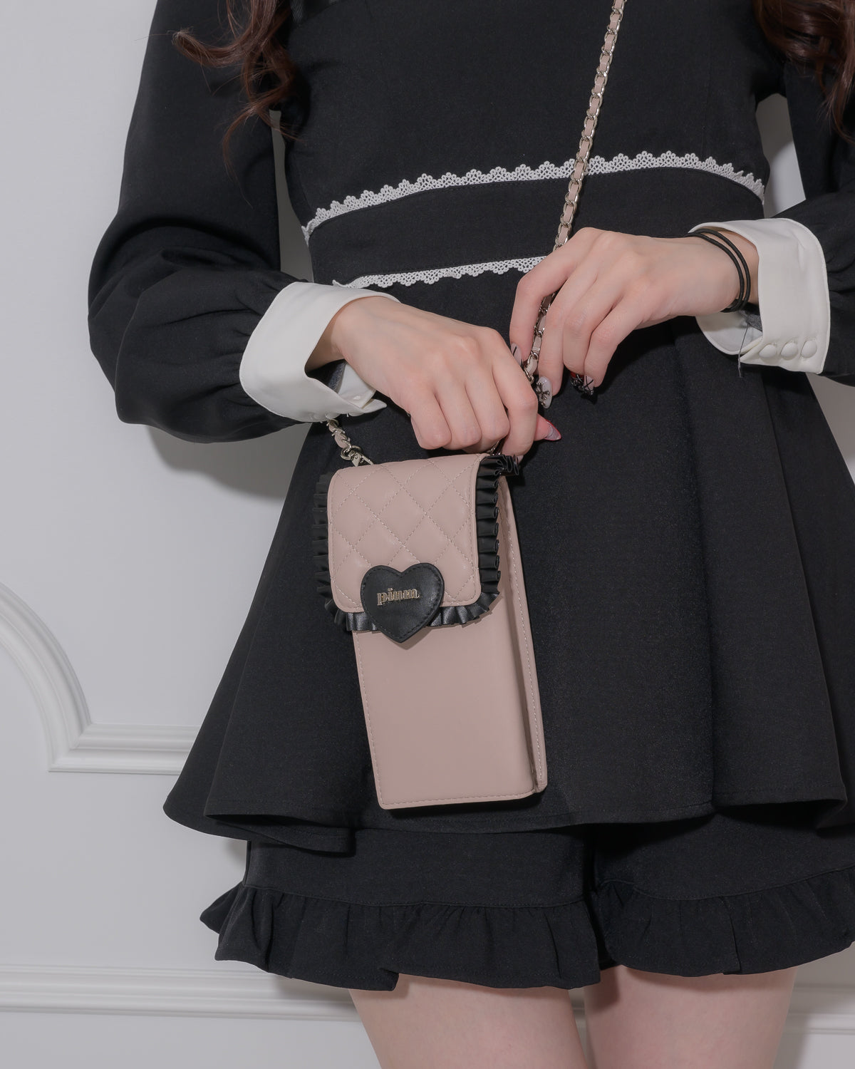 カラー:くすみピンク