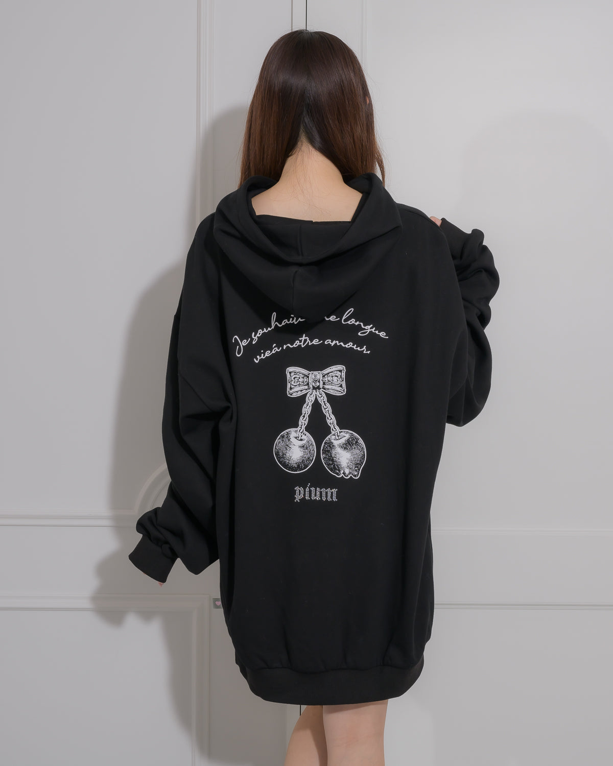 カラー:ブラック