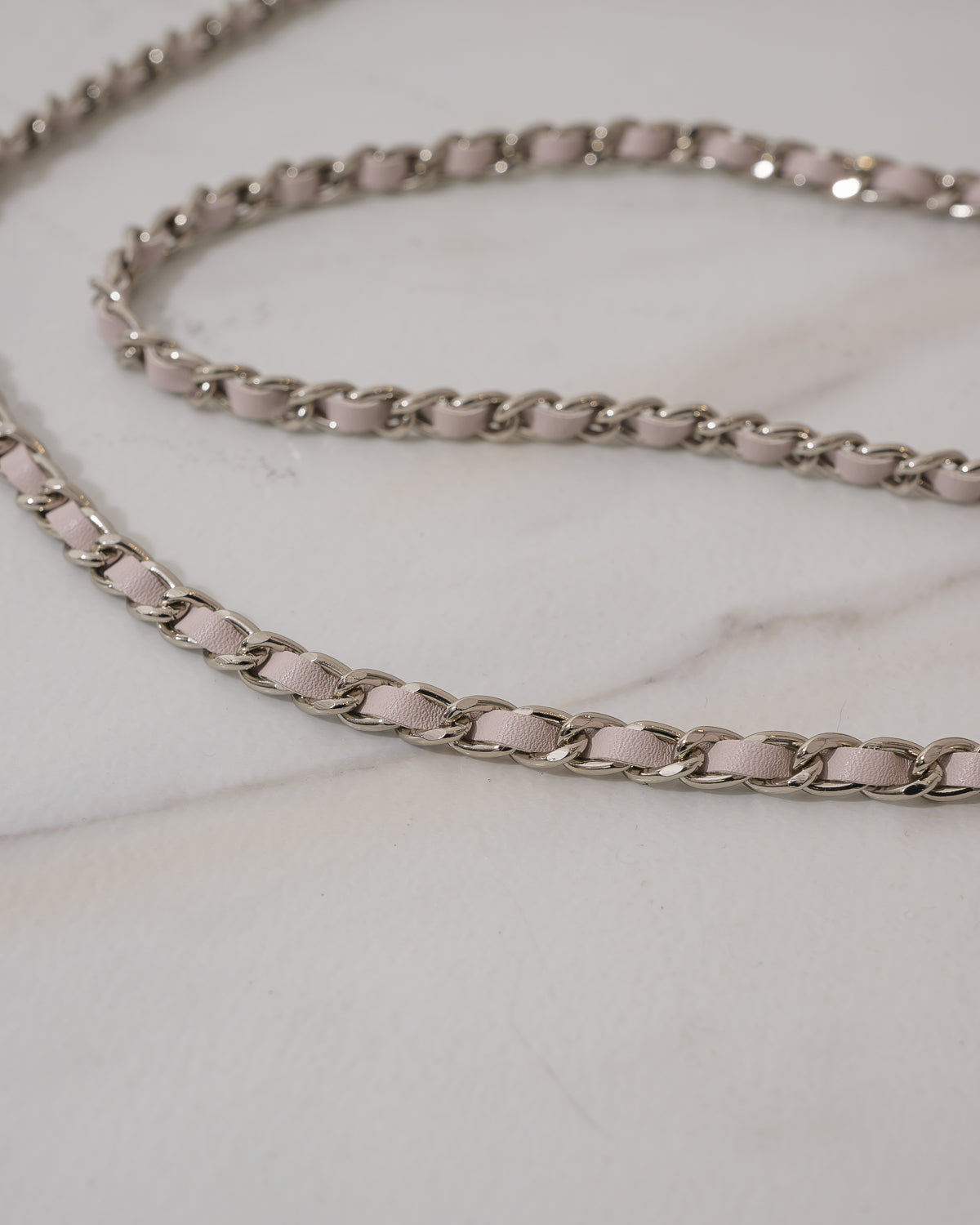 フロントリボンエナメルフォンホルダー