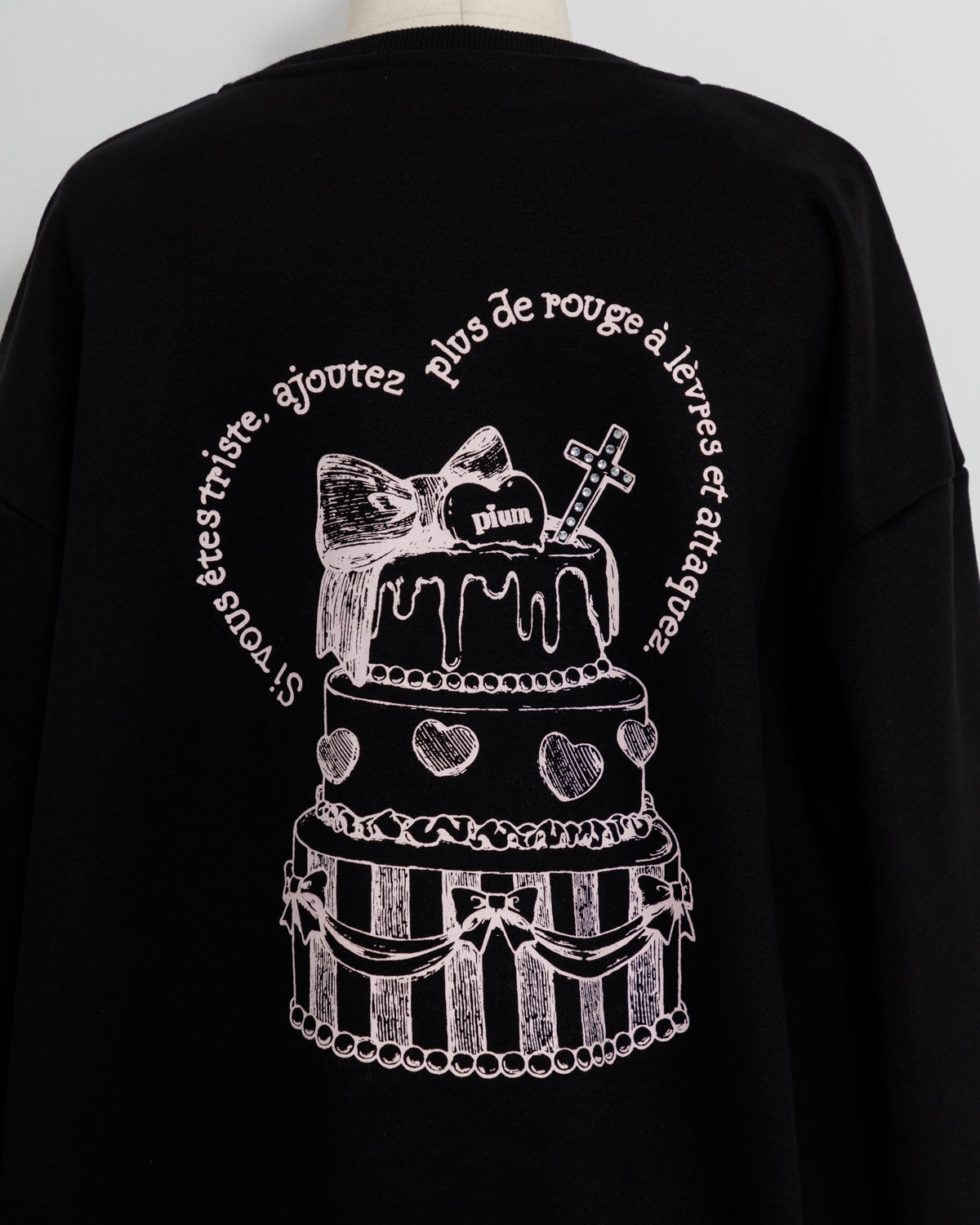 カラー:ブラック