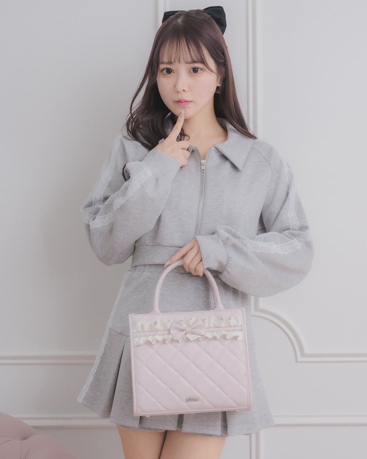 モデル身長：157cm/着用カラー:グレー