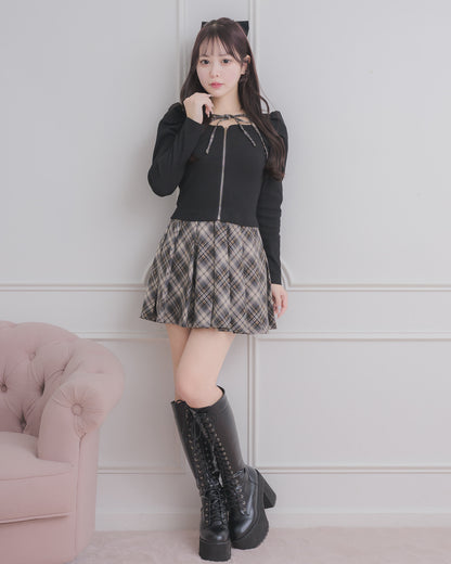 モデル身長：157cm/着用カラー:ブラック