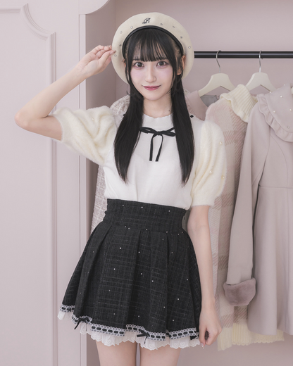 モデル身長：157cm/着用カラー:ホワイト×ブラック