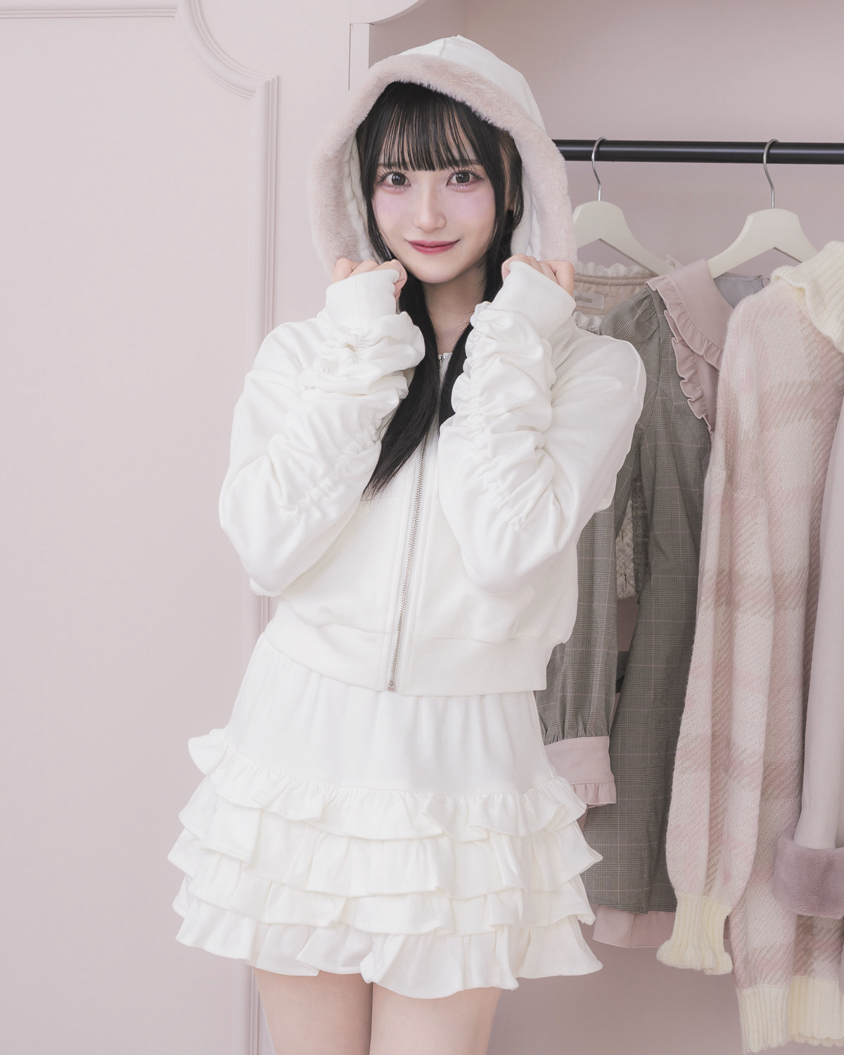 モデル身長:157cm/着用カラー:ホワイト