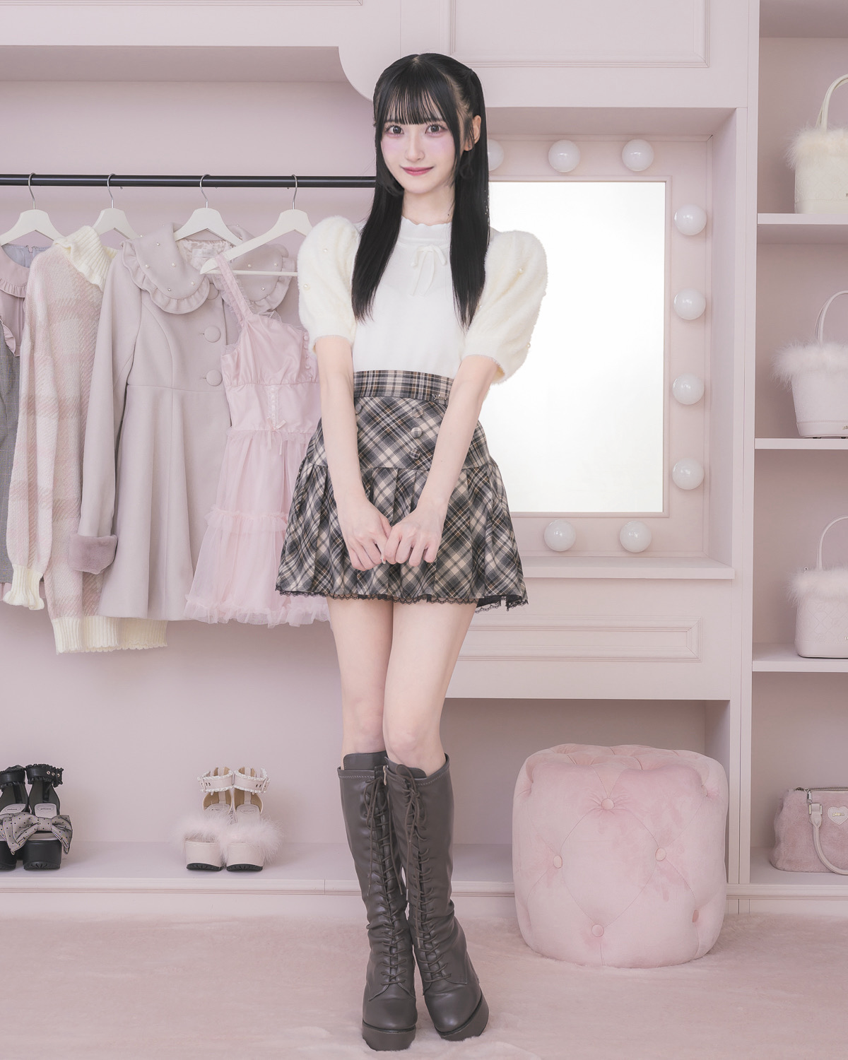 モデル身長:157cm/着用カラー:ホワイト