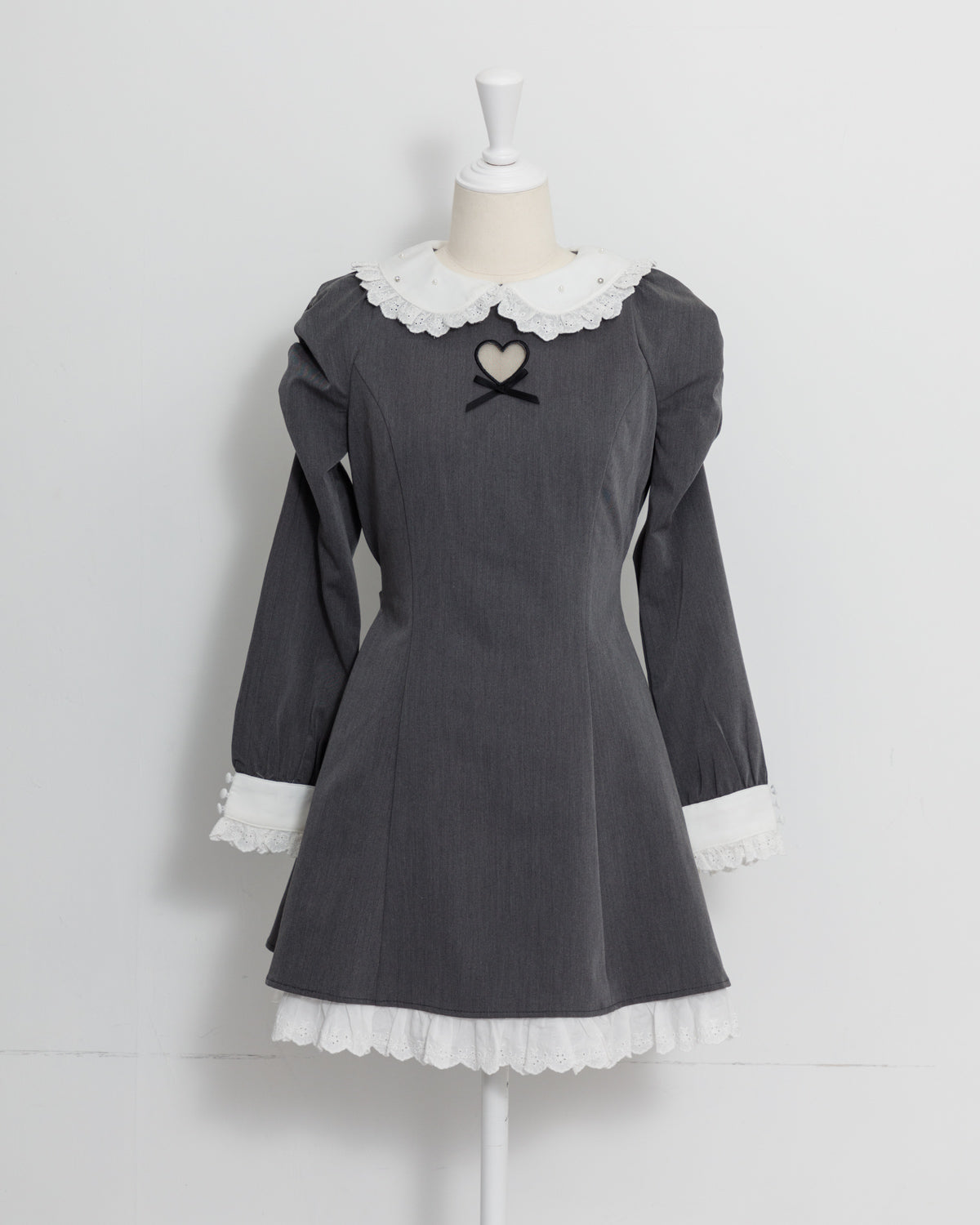 カラー:チャコール