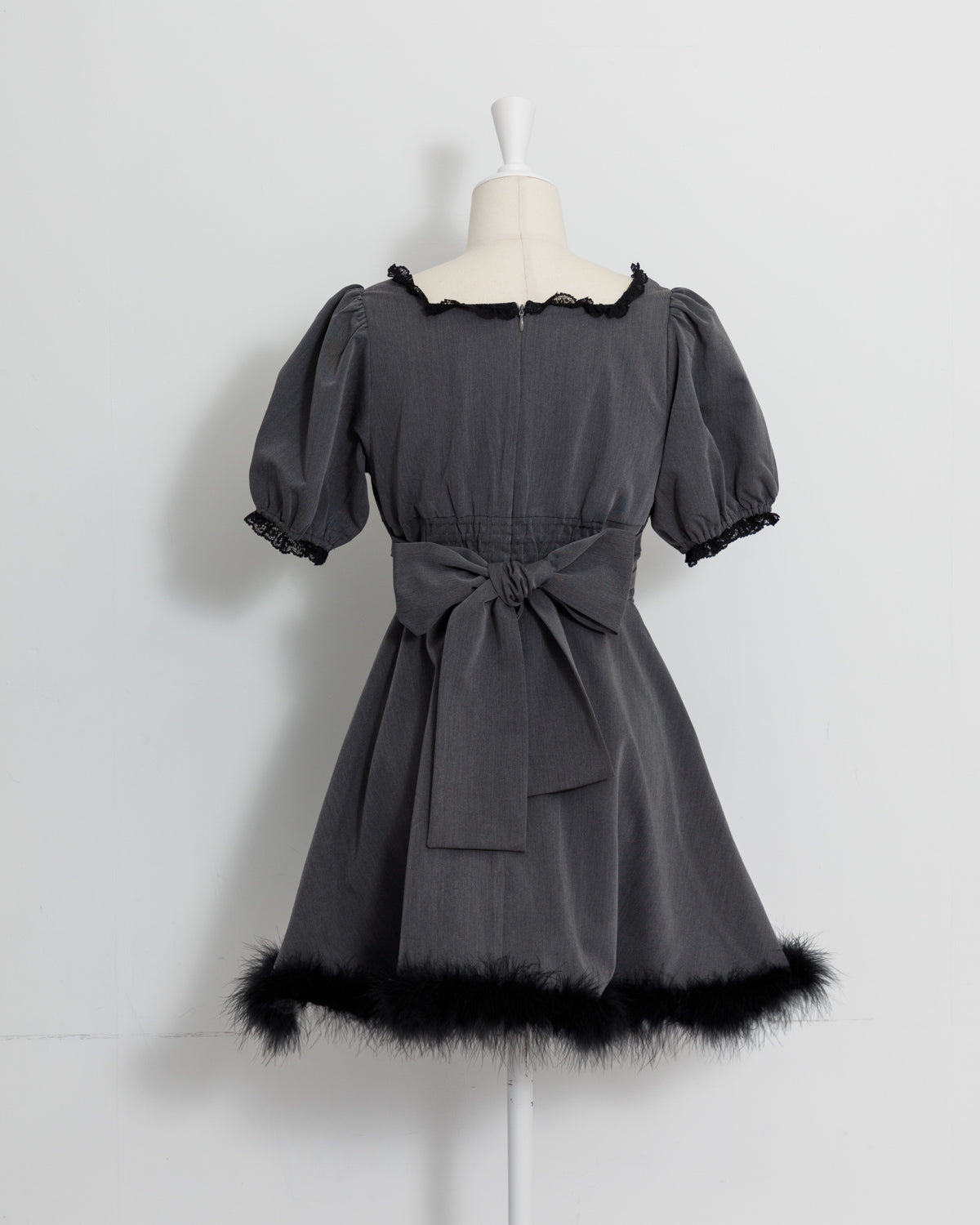 パフスリーブファーワンピース