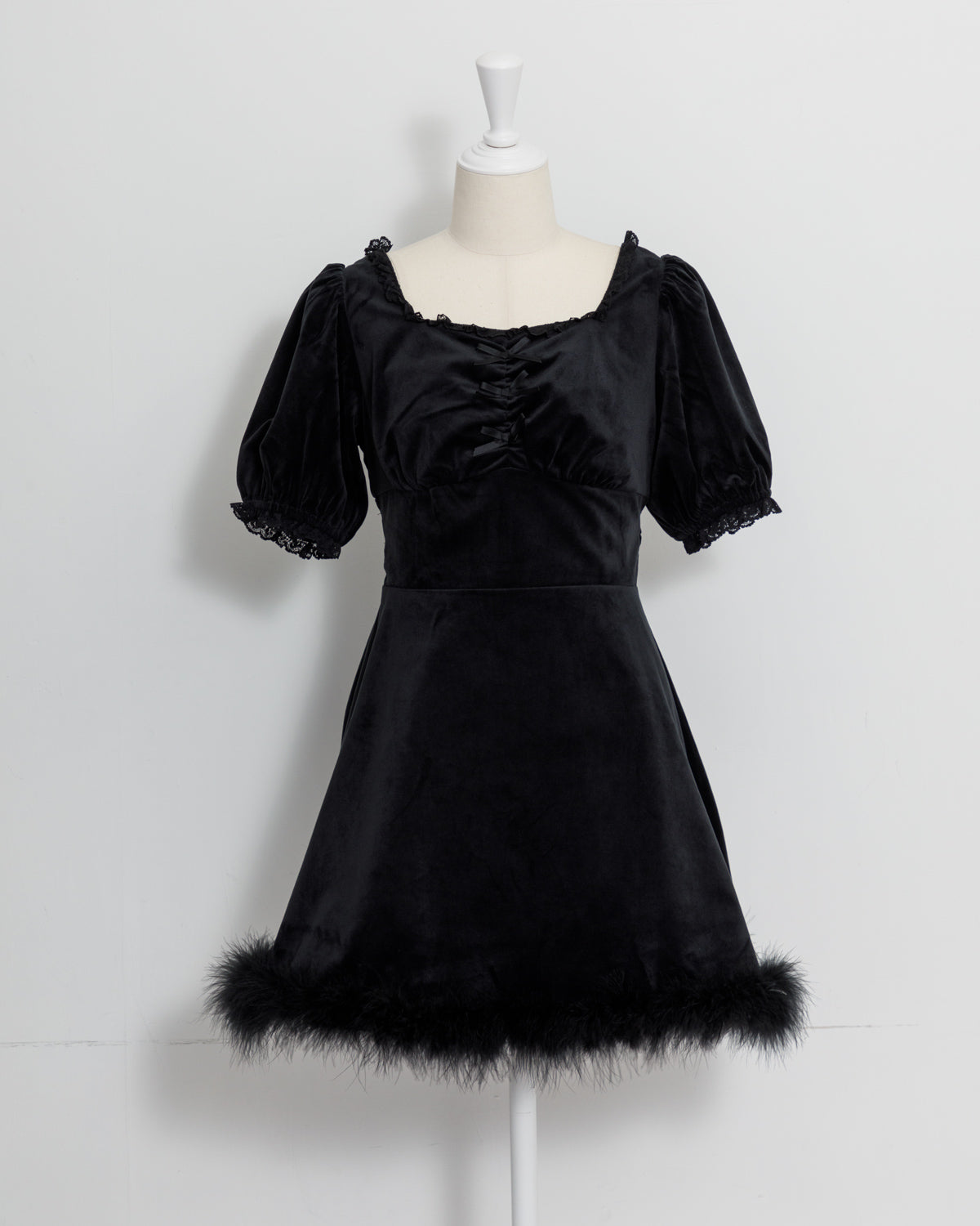 カラー:ブラックベロア