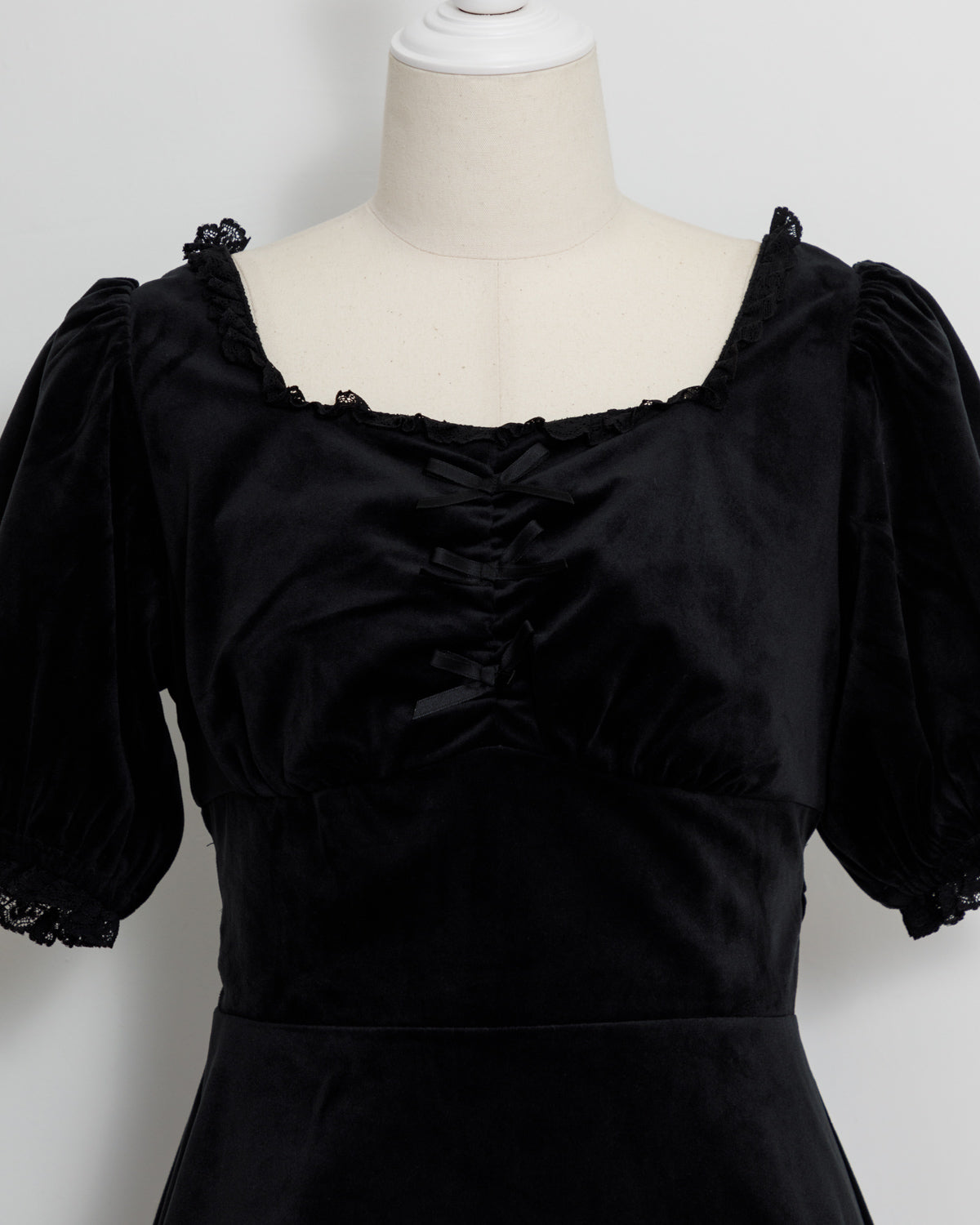 パフスリーブファーワンピース