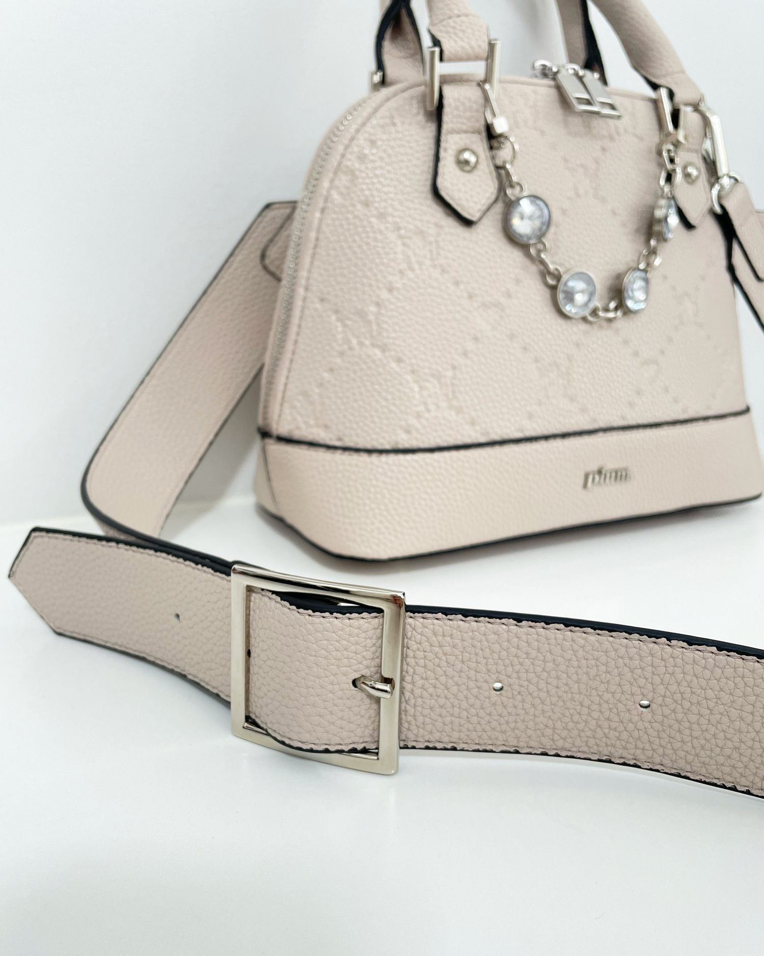 ビジュー付きpiumモノグラムミニバッグ ビジュー付きpiumモノグラムミニバッグ