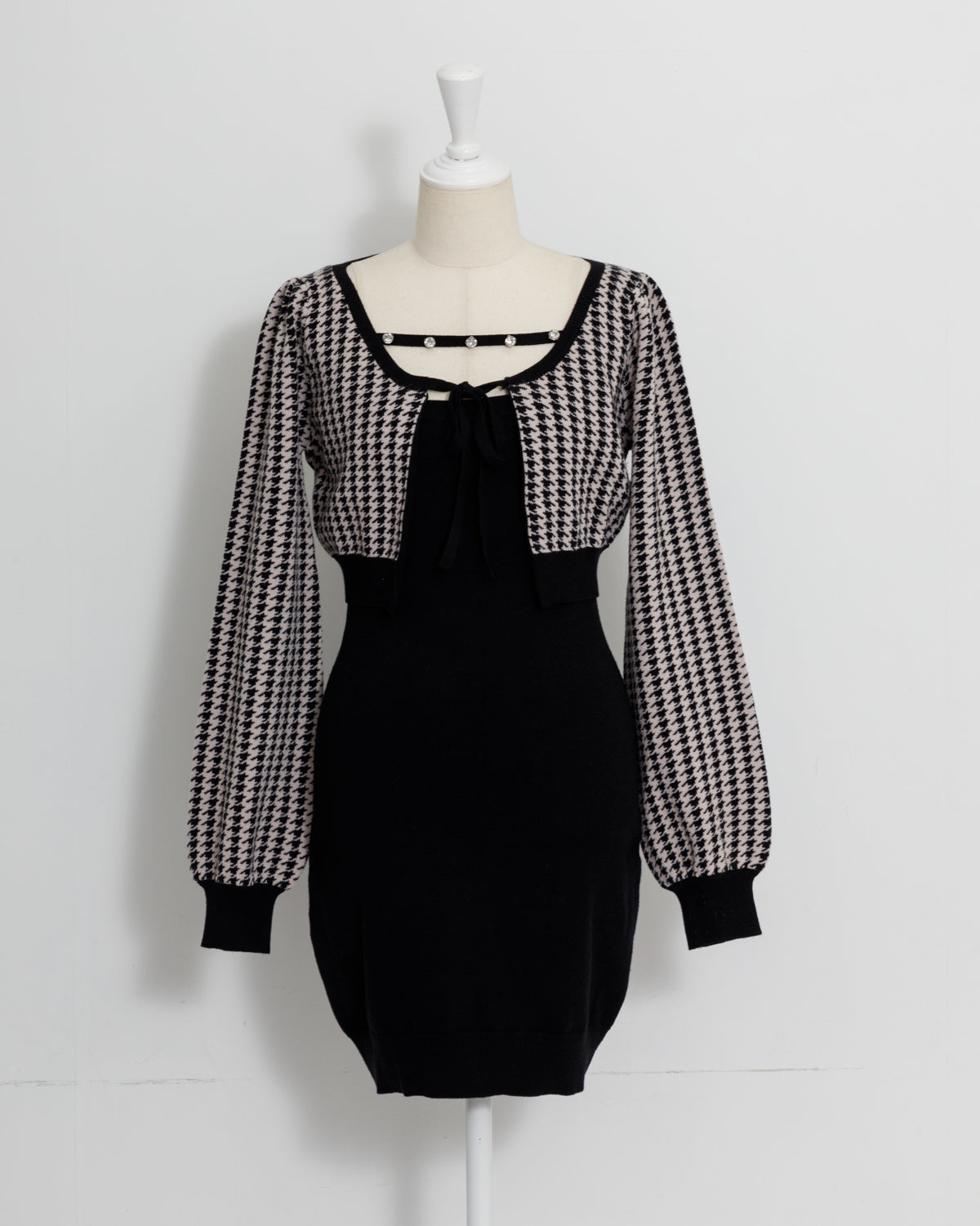 カラー:ブラック×ピンク