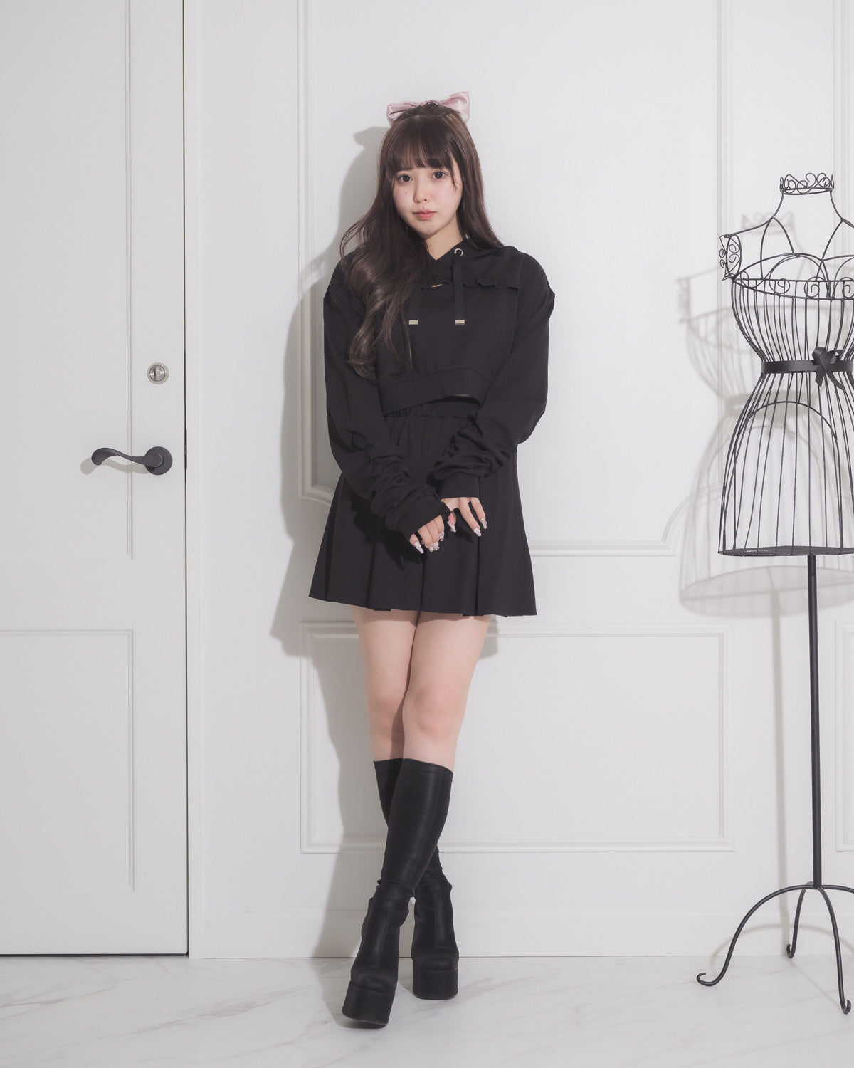 モデル身長:157cm/着用カラー:ブラック