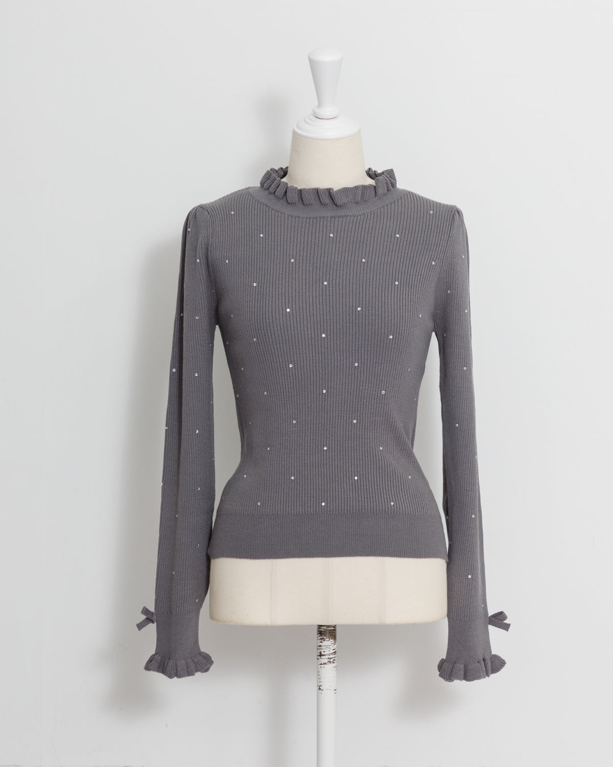 カラー:チャコール