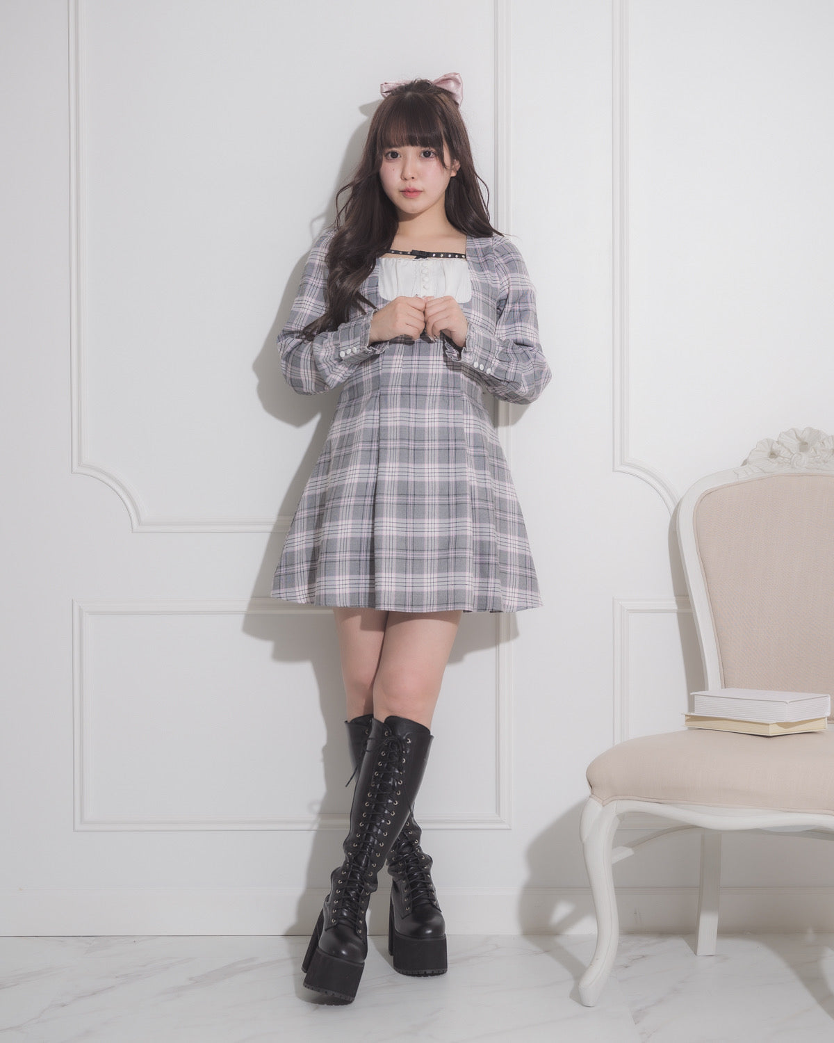 モデル身長:157cm/着用カラー:グレーチェック