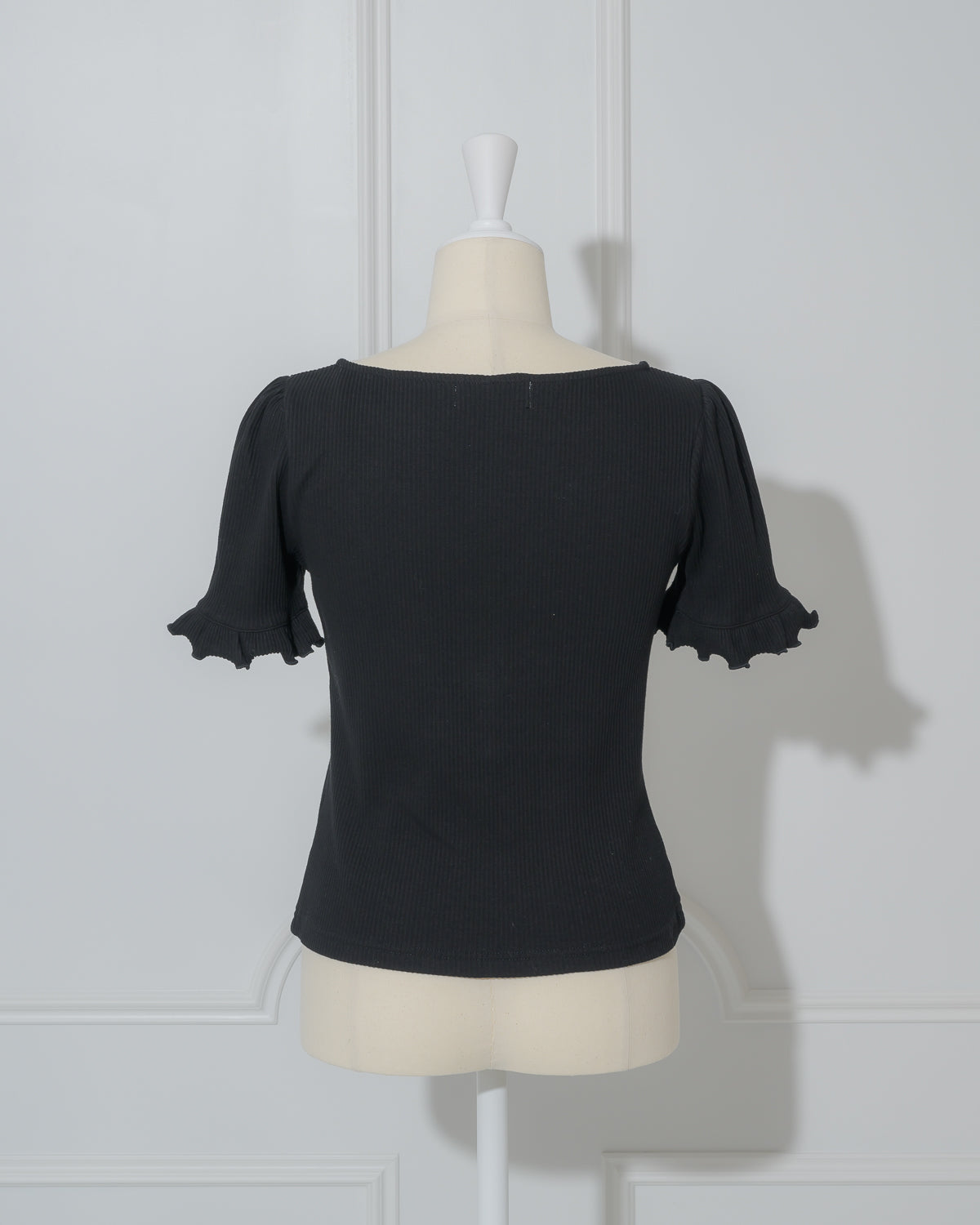 ラウンドフリルドーリーカットソー