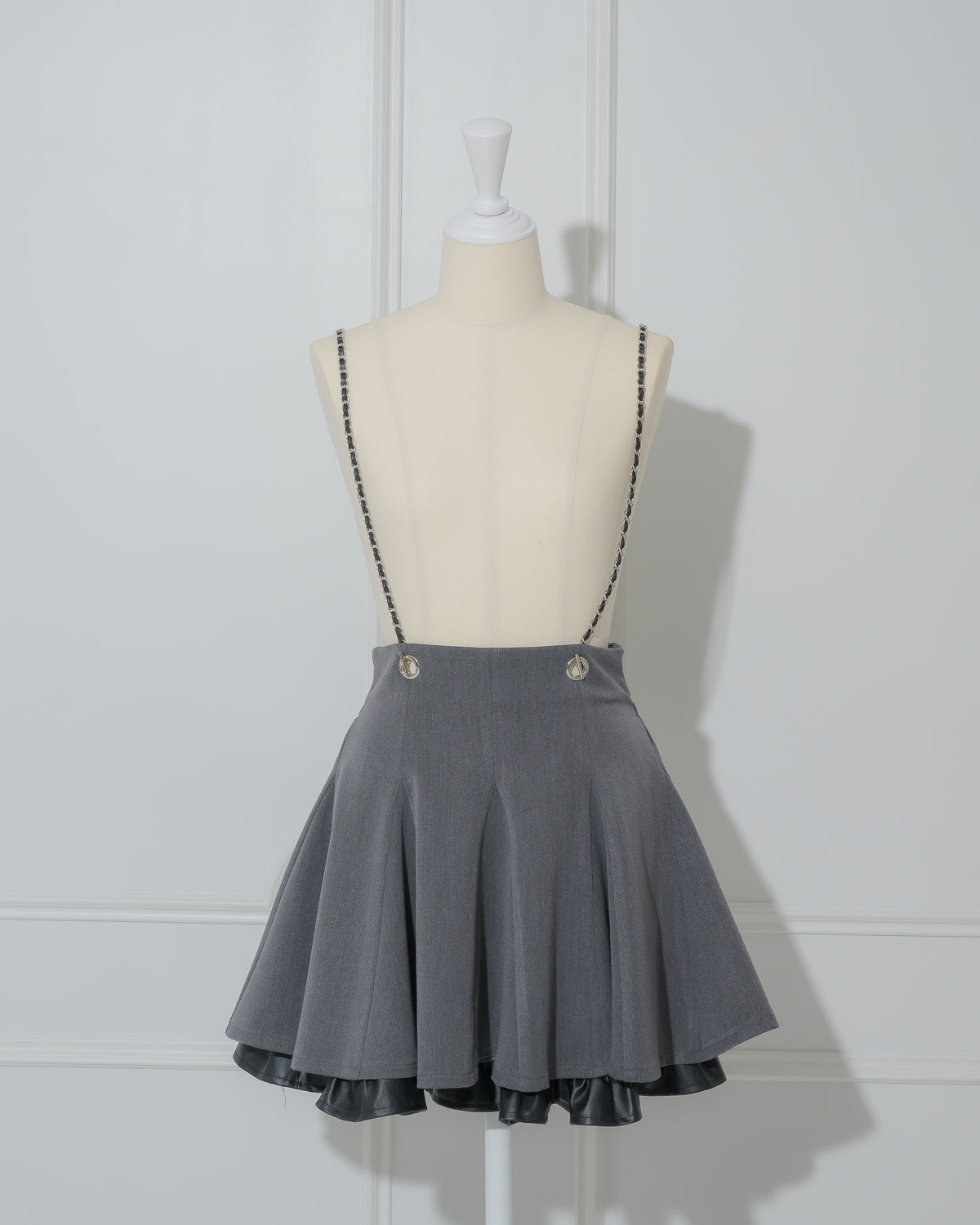 カラー:チャコール