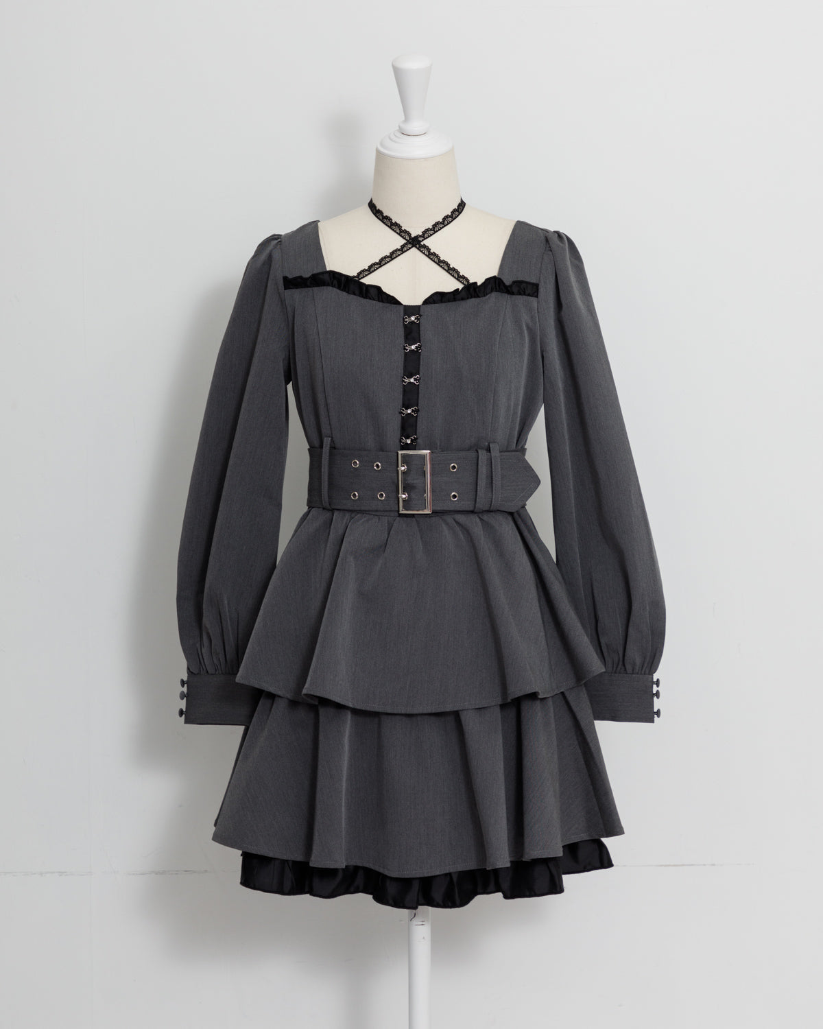 カラー:チャコール