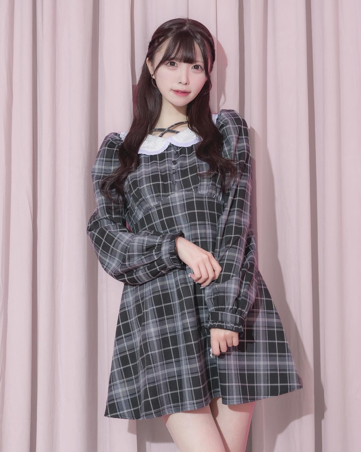 モデル身長:161cm/着用カラー:ブラックチェック