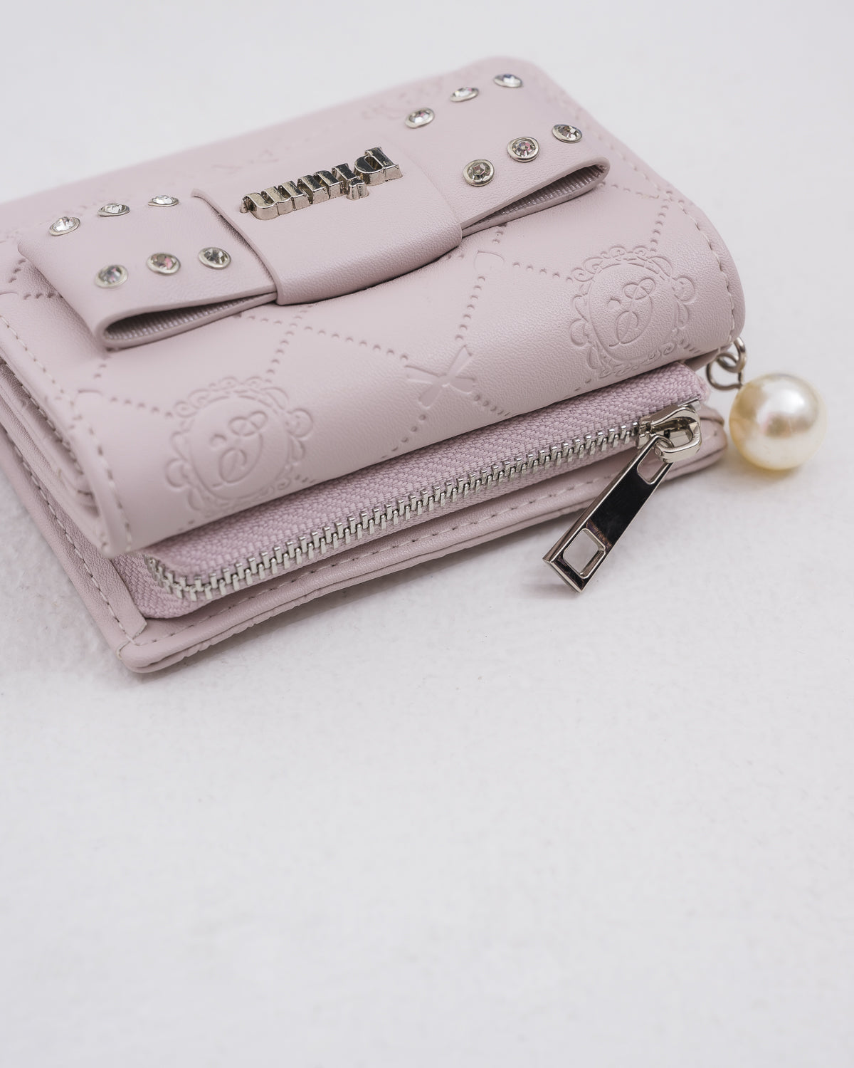 piumモノグラムウォレット