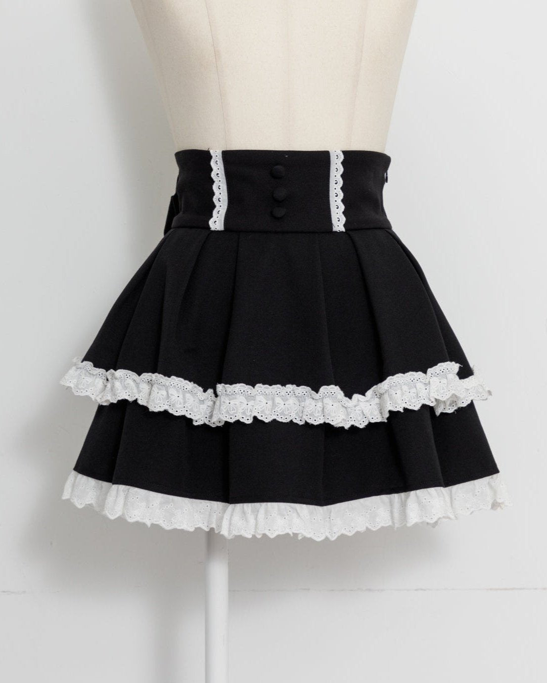 カラー:ブラック×ホワイト