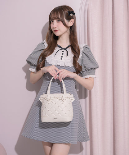 カラー：アイボリー