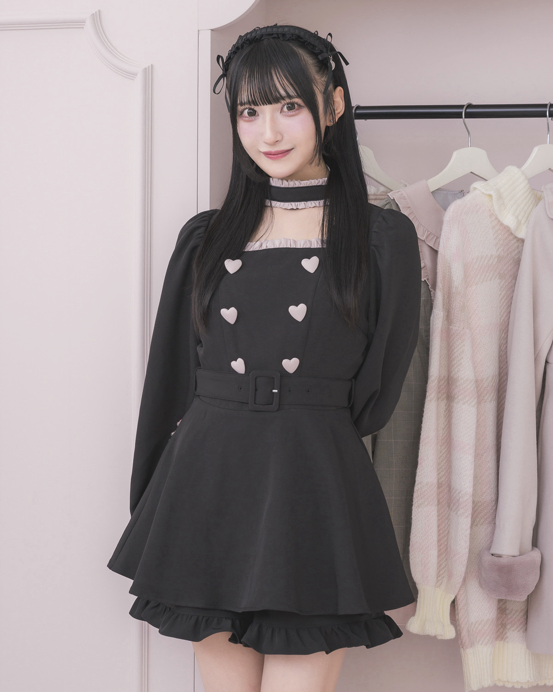 モデル身長：157cm/着用カラー : ブラック