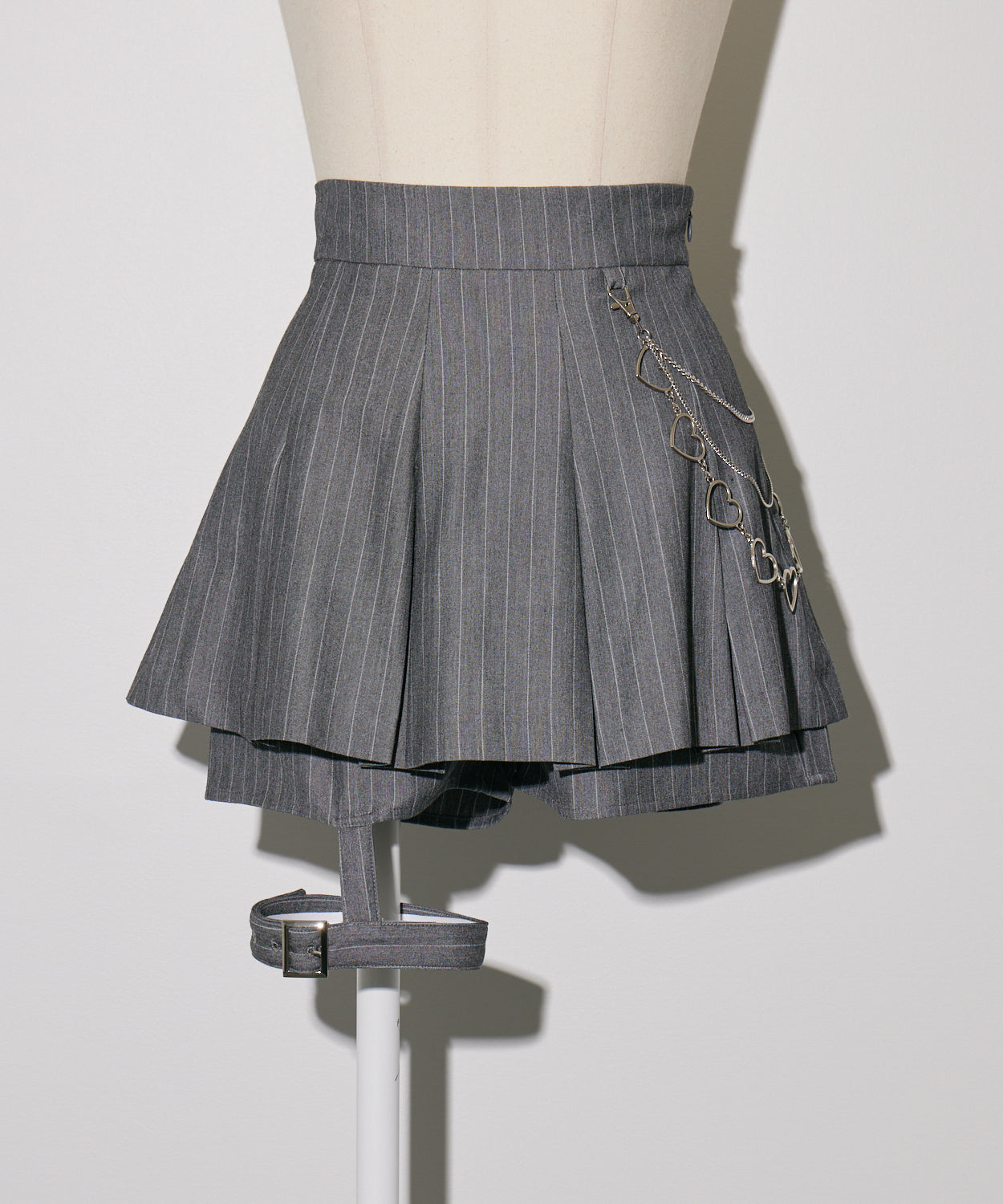 カラー:チャコール