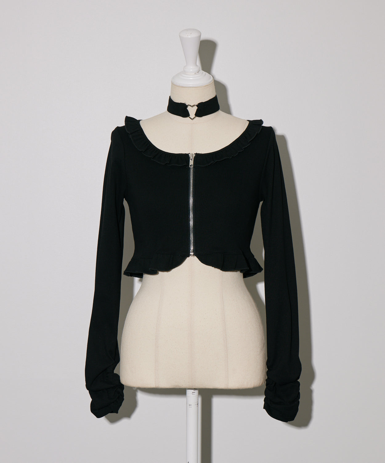 カラー:ブラック