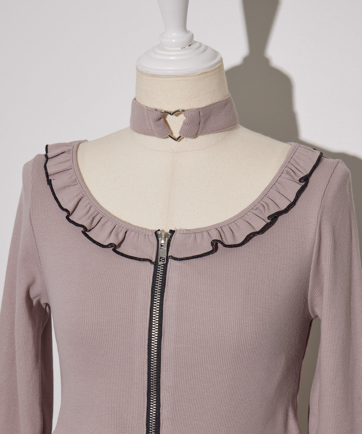 フロントファスナーチョーカートップス