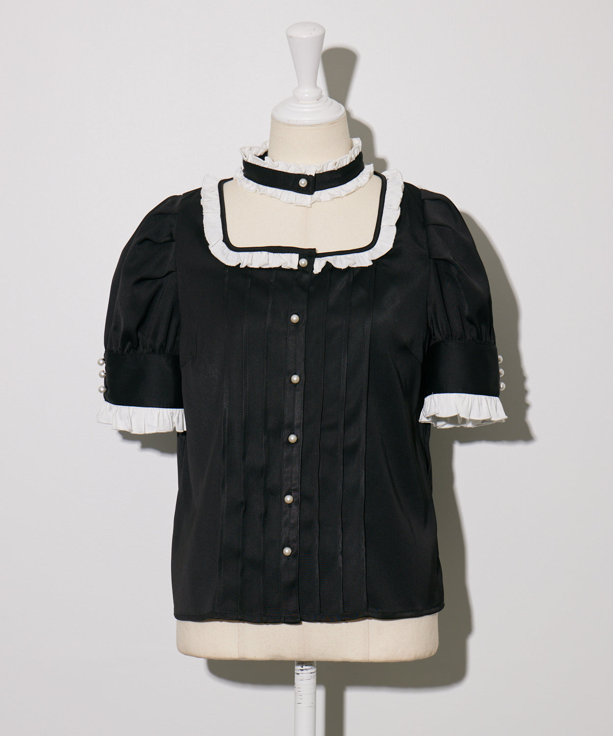 カラー:ブラック