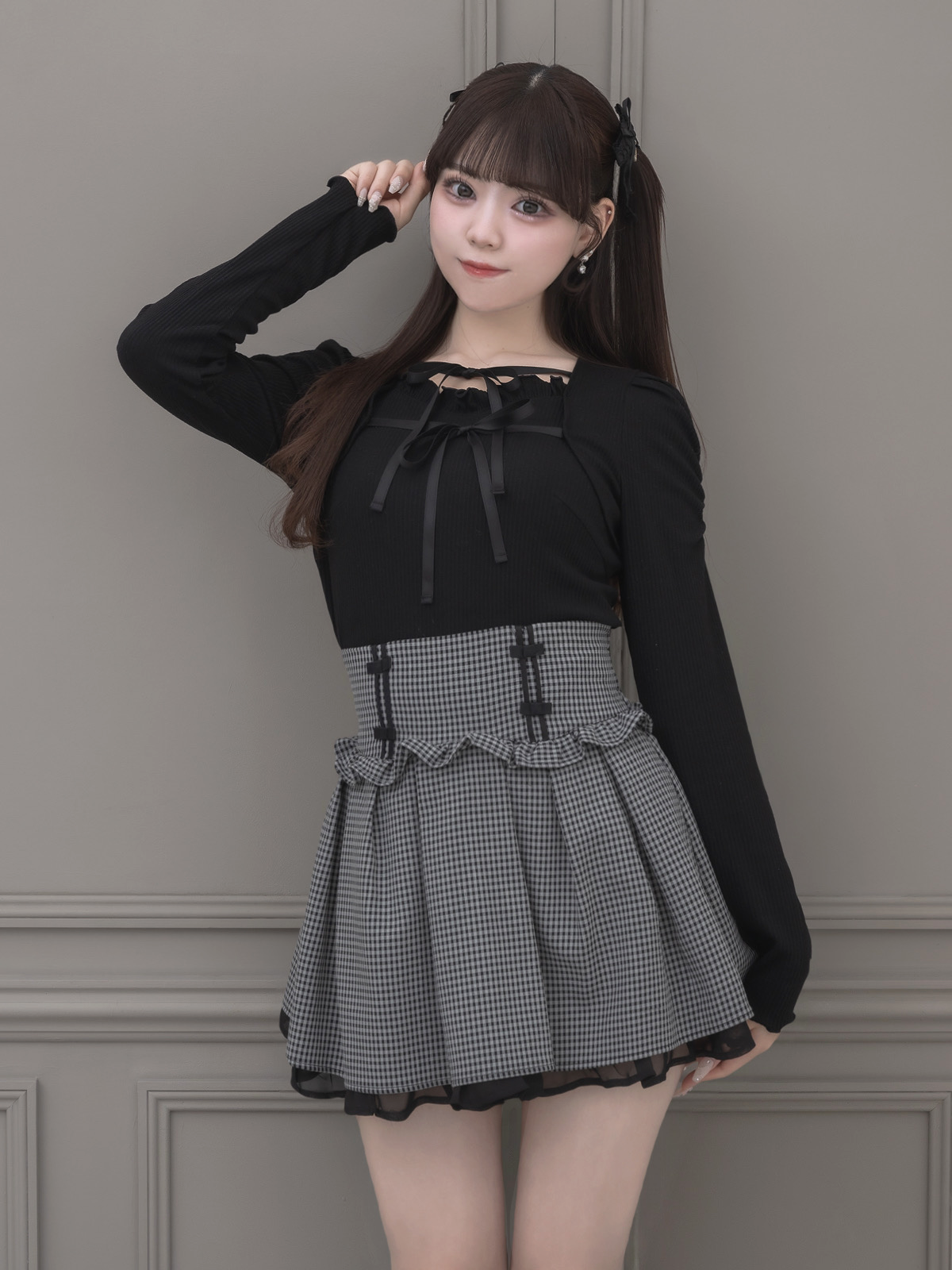 モデル身長:163cm/着用カラー:ブラック