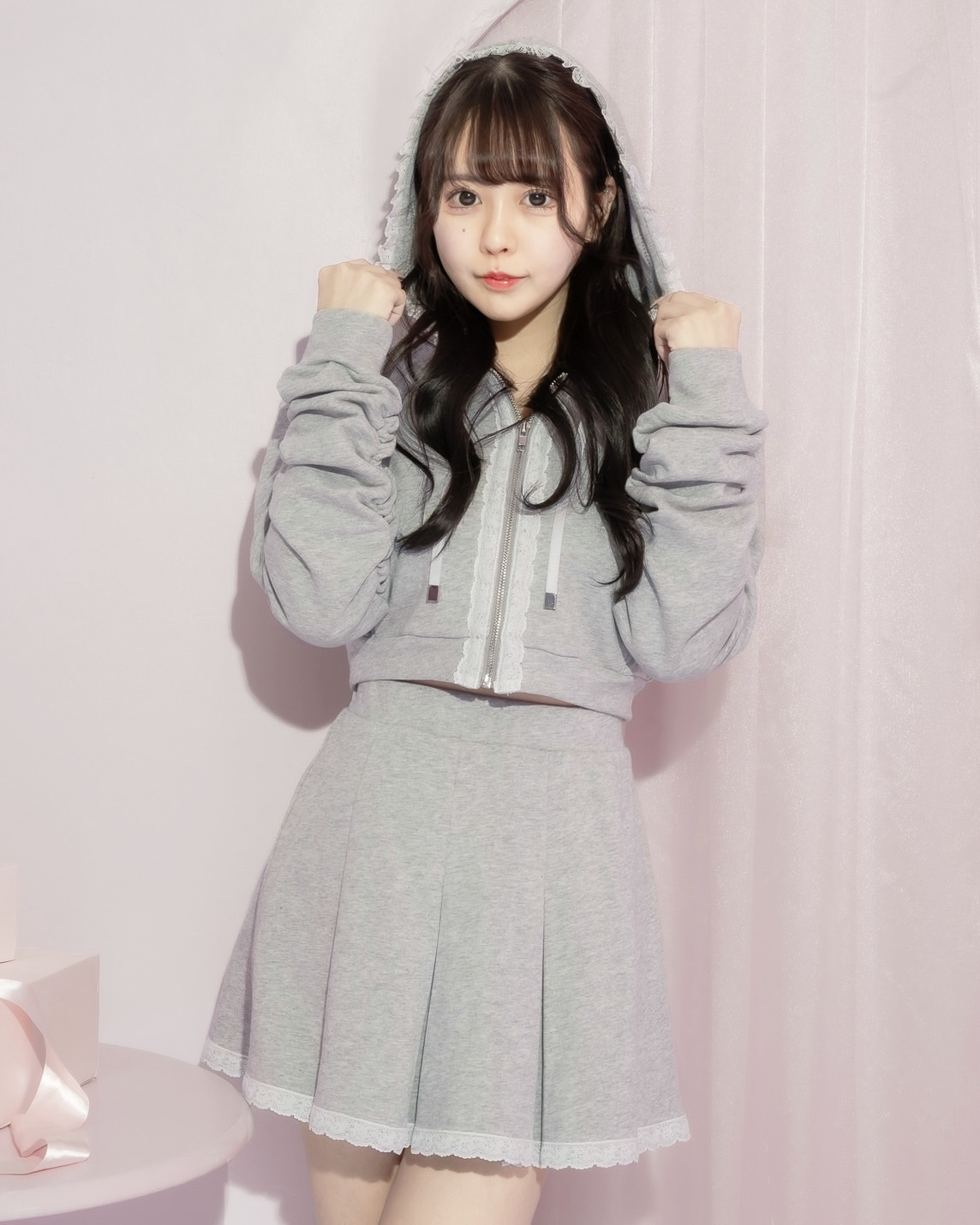 モデル身長:157cm/着用カラー:グレー