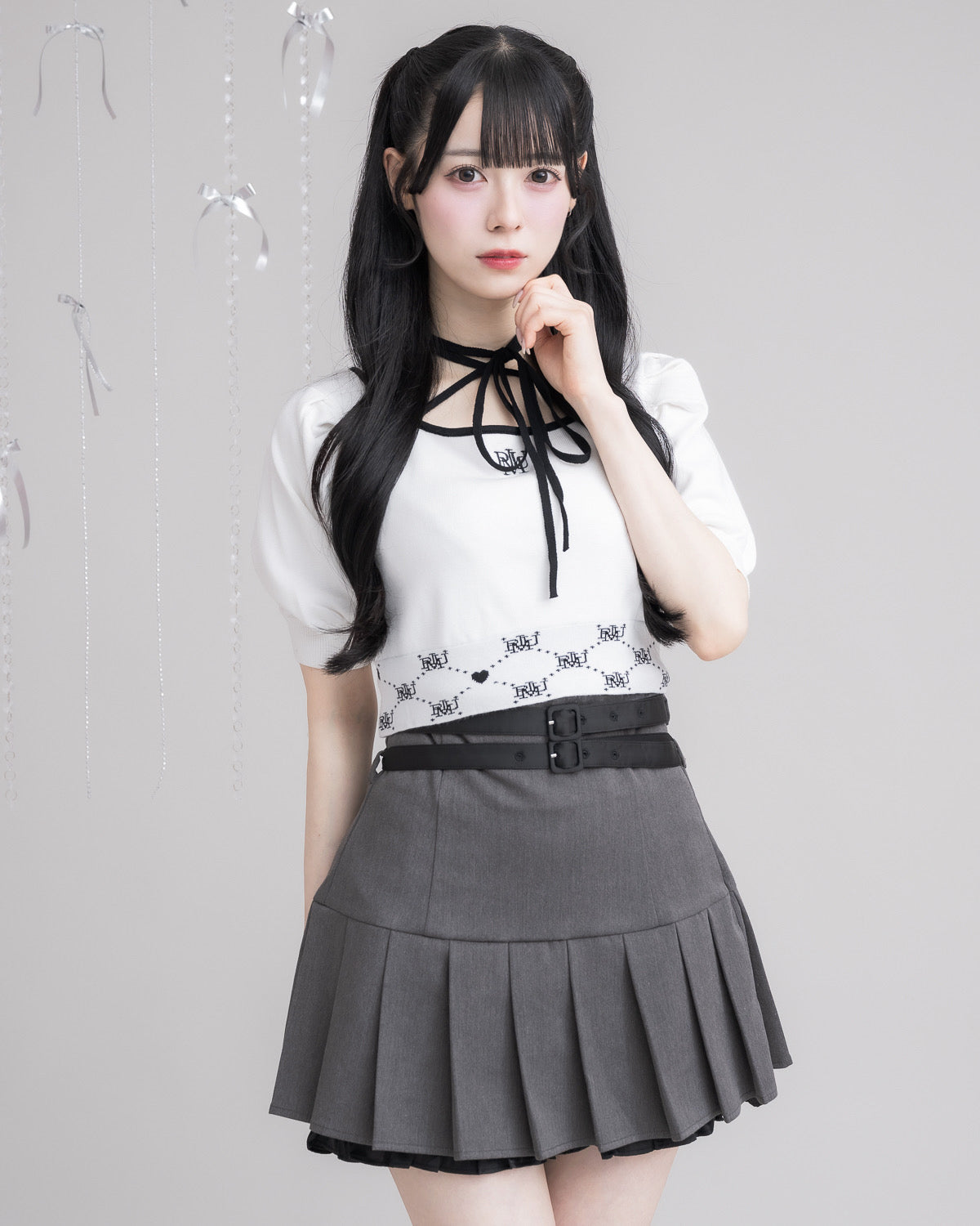 モデル身長:155cm/着用カラー:ホワイト